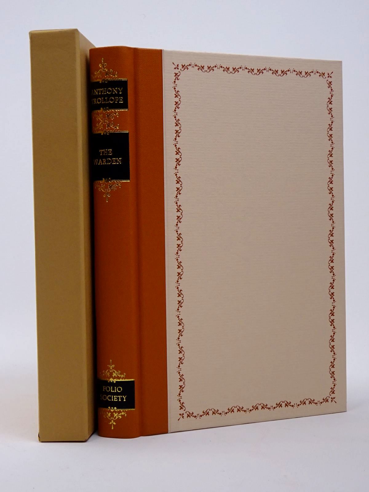 TROLLOPE, ANTHONY ILLUSTRATED BY PENDLE, ALEXY - The Warden