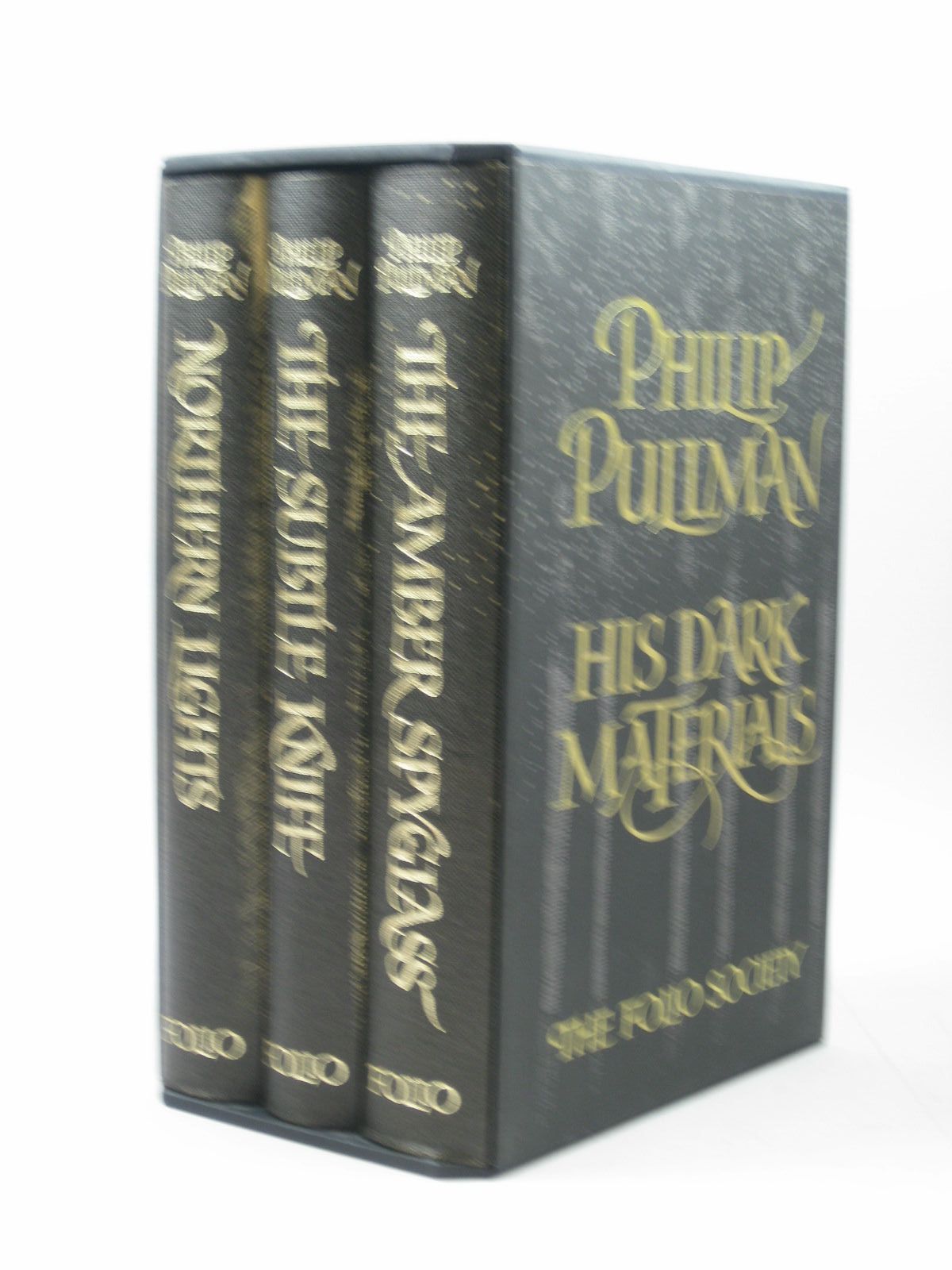His Dark Materials (3 Volumes)