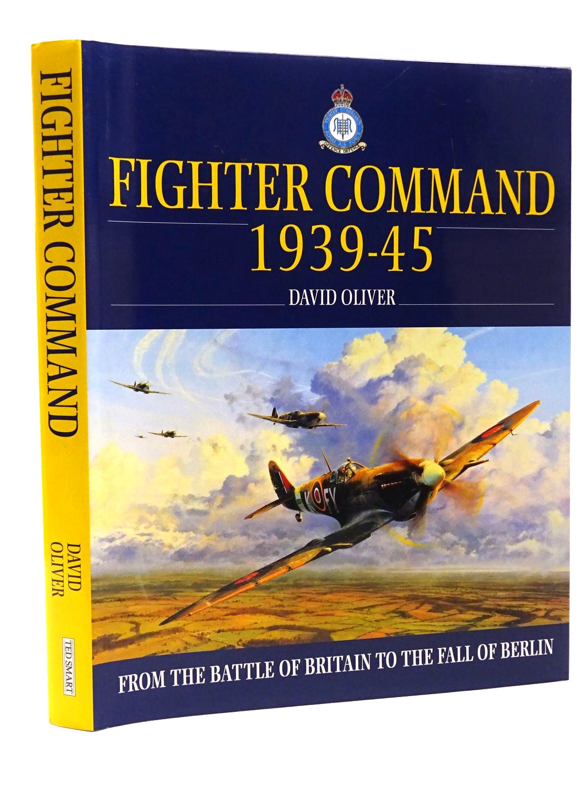 Cover of FIGHTER COMMAND 1939-1945 by David Oliver