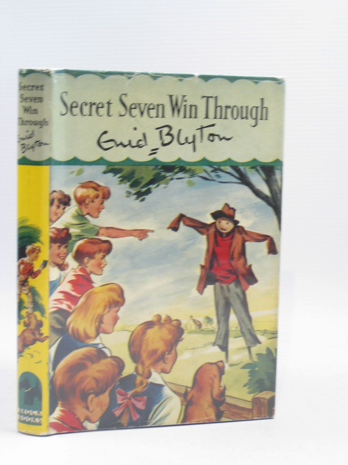 Cover of SECRET SEVEN WIN THROUGH by Enid Blyton