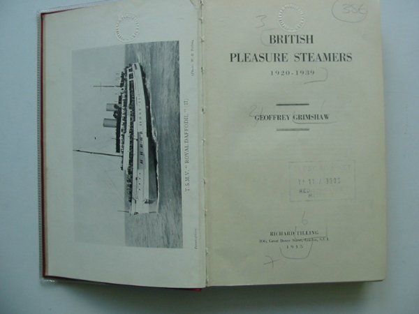 Cover of BRITISH PLEASURE STEAMERS 1920-1939 by Geoffrey Grimshaw