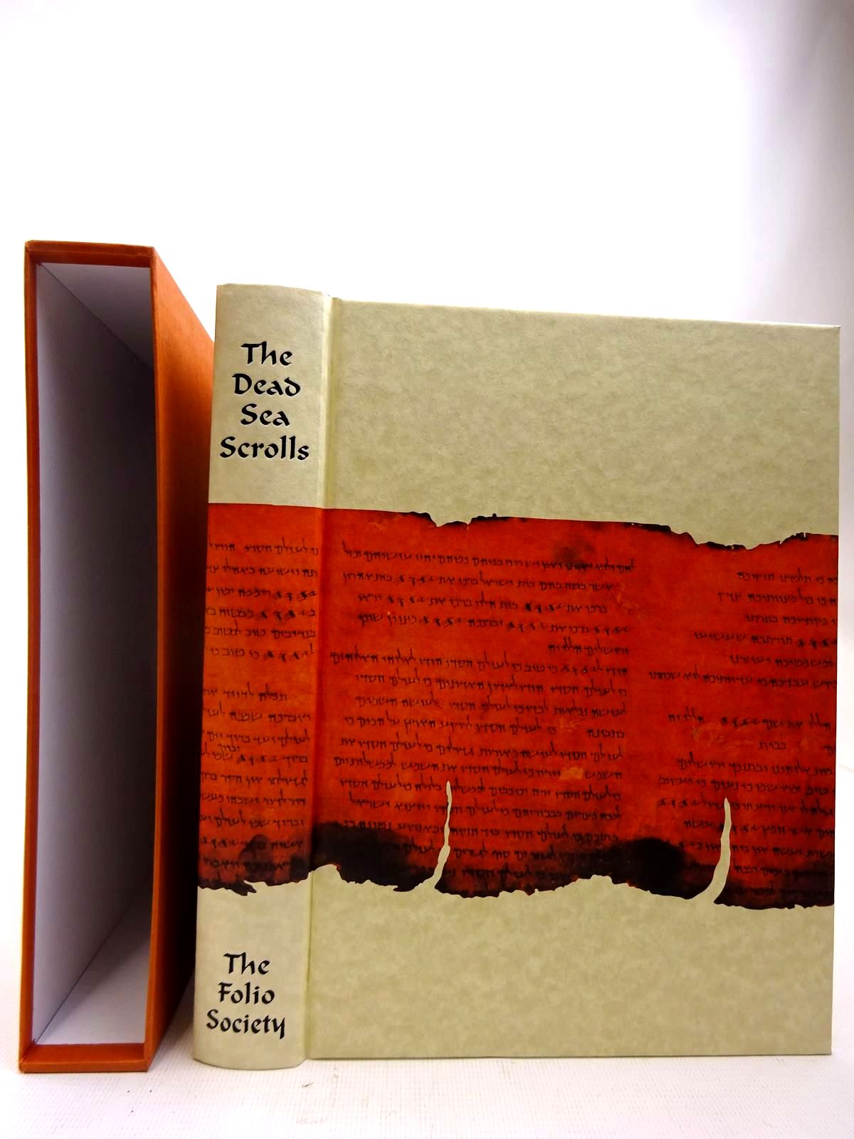 Cover of THE DEAD SEA SCROLLS by Geza Vermes
