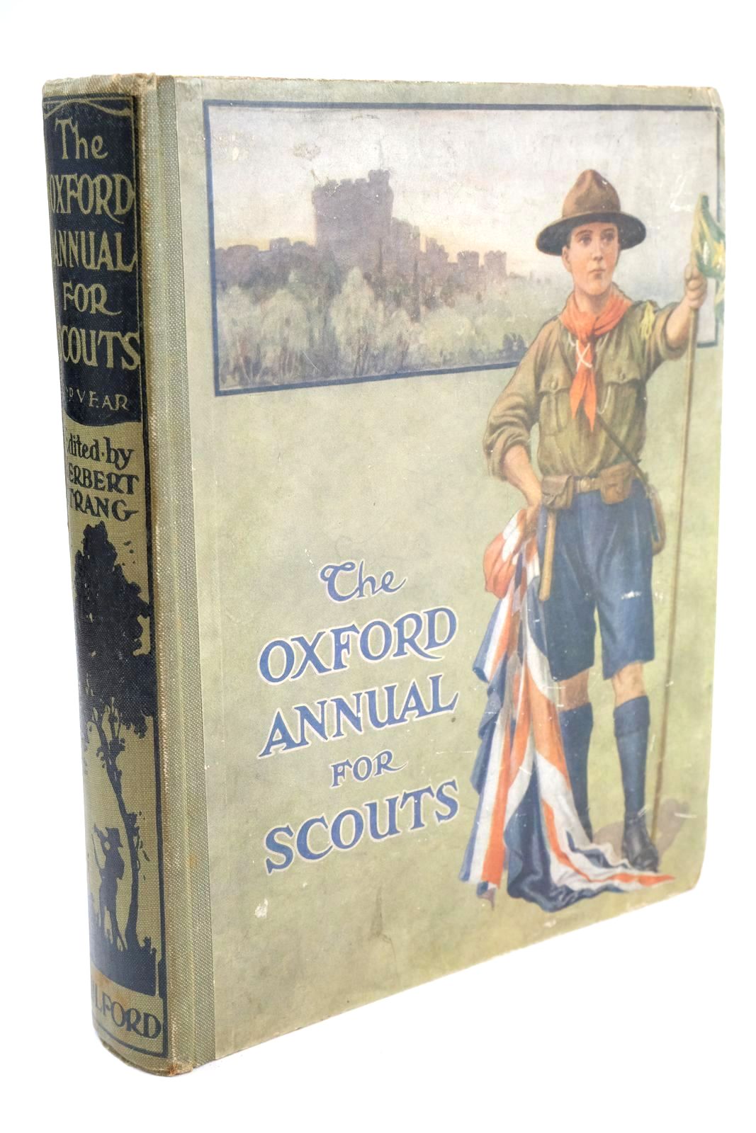 Cover of THE OXFORD ANNUAL FOR SCOUTS 2ND YEAR by Herbert Strang; John Martin; W. Percival Westell; Harold Avery;  et al