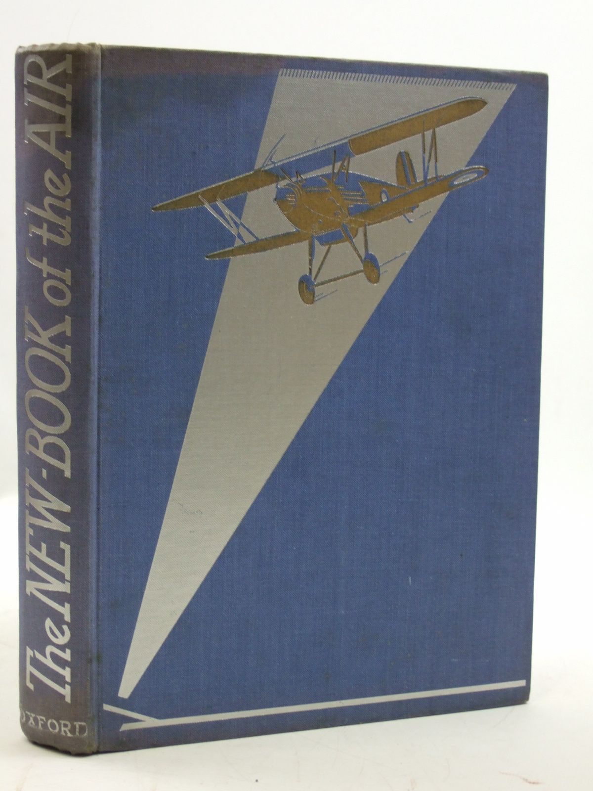 Cover of THE NEW BOOK OF THE AIR by Howard Leigh; W.E. Johns;  et al