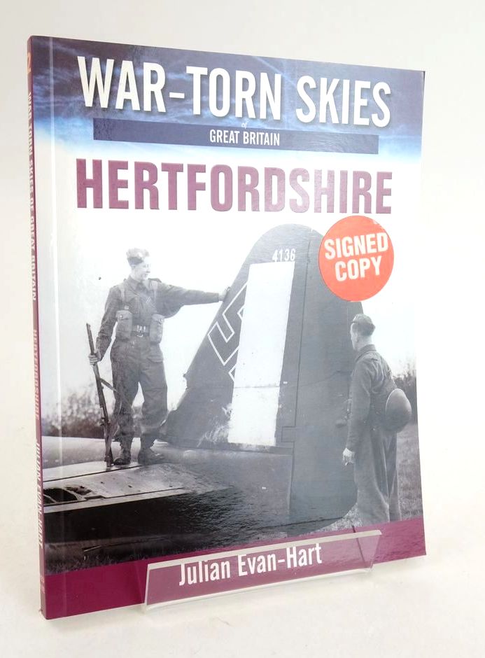 Cover of WAR-TORN SKIES OF GREAT BRITAIN: HERTFORDSHIRE by Julian Evan-Hart