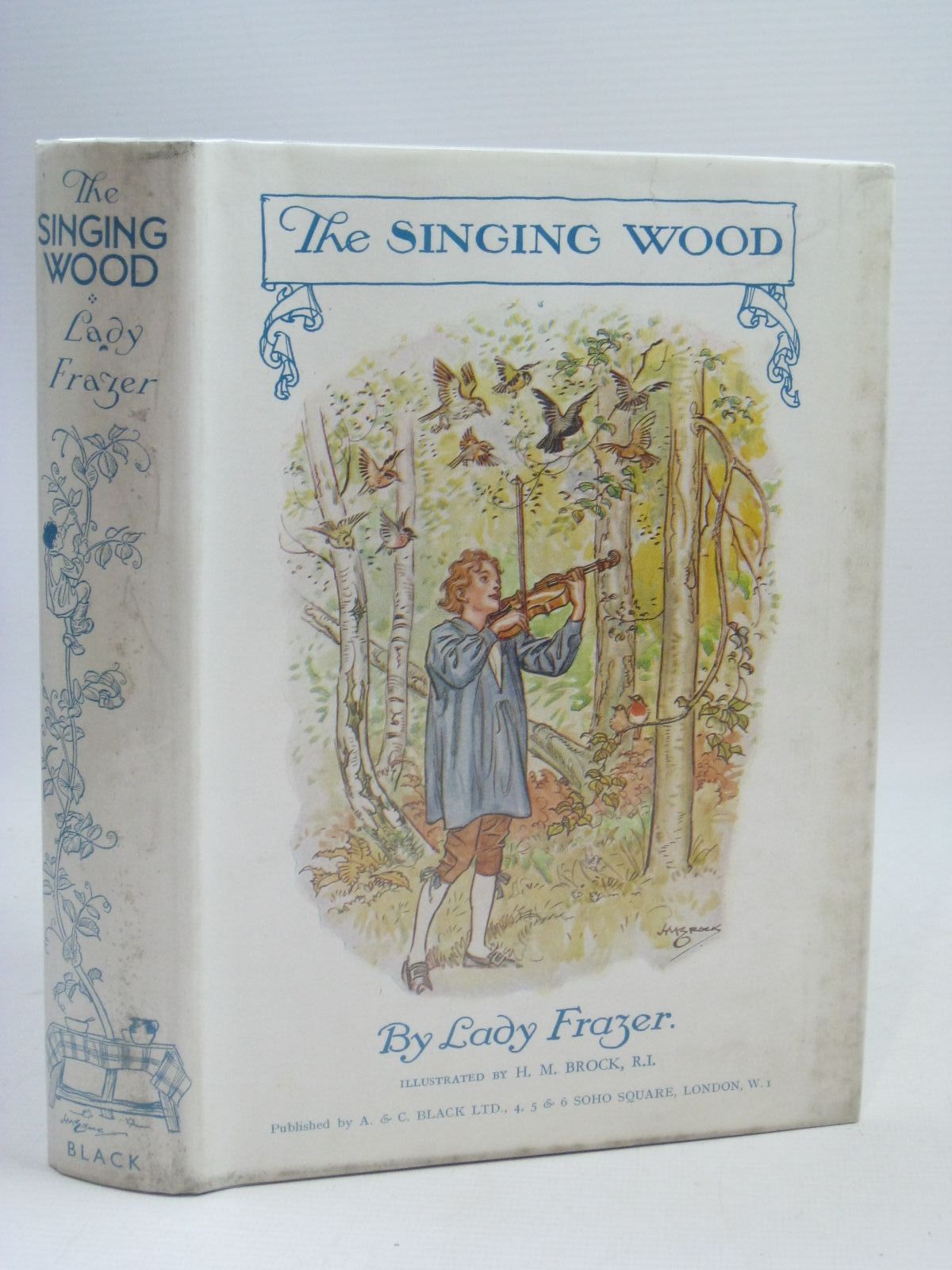 Cover of THE SINGING WOOD by Lady Frazer