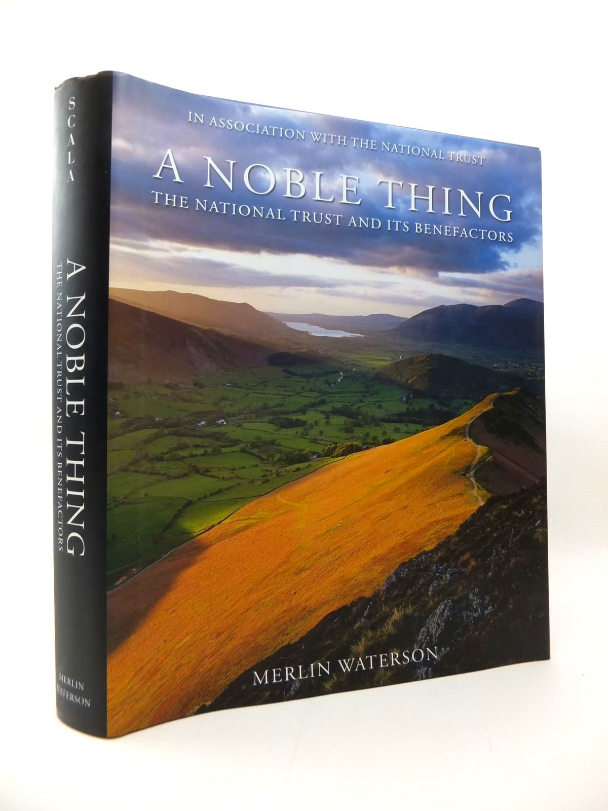 Cover of A NOBLE THING: THE NATIONAL TRUST AND ITS BENEFACTORS by Merlin Waterson