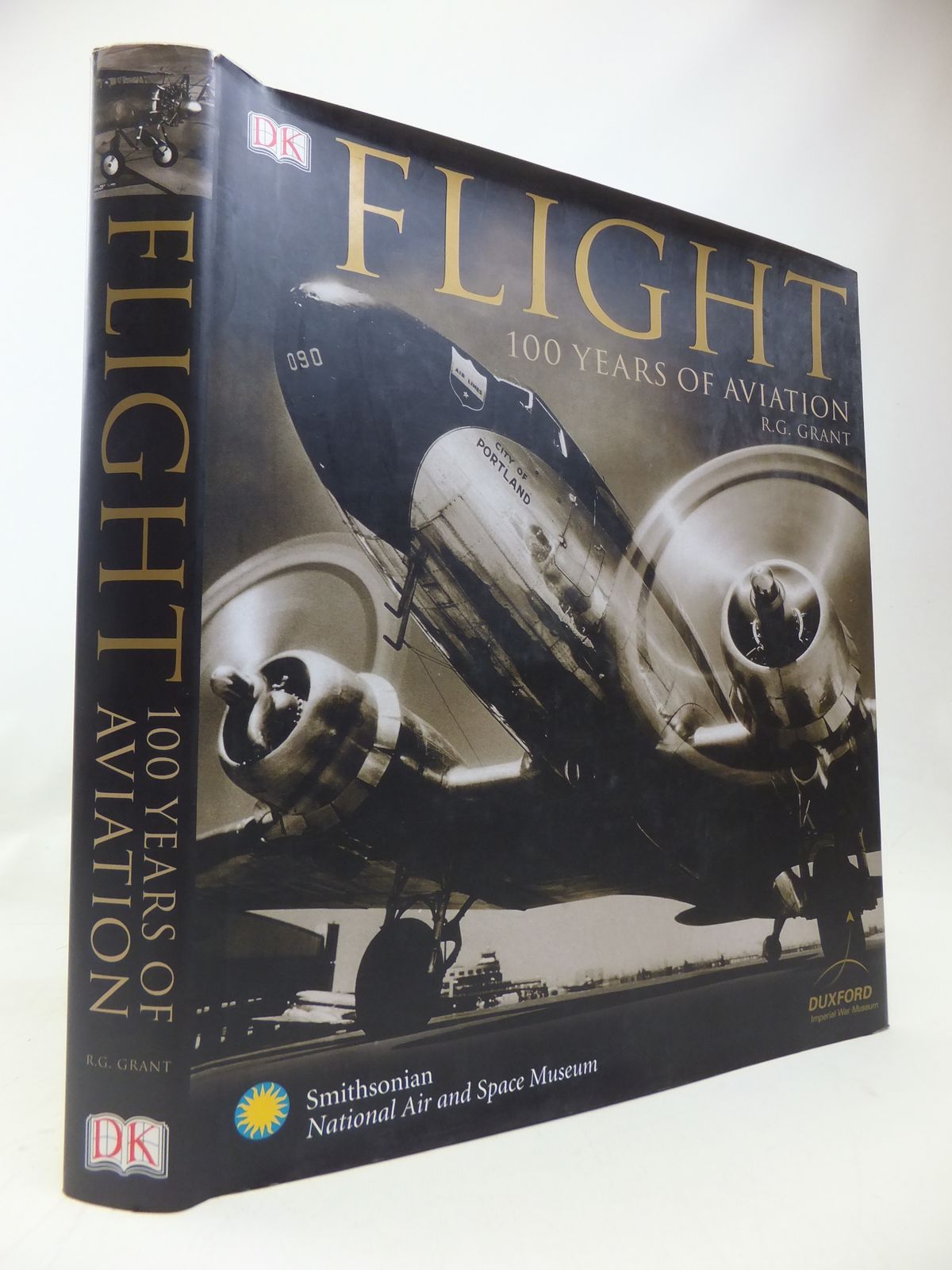Cover of FLIGHT 100 YEARS OF AVIATION by R.G. Grant