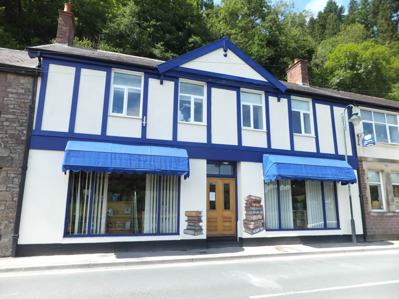 New Shopfront at Stella Books