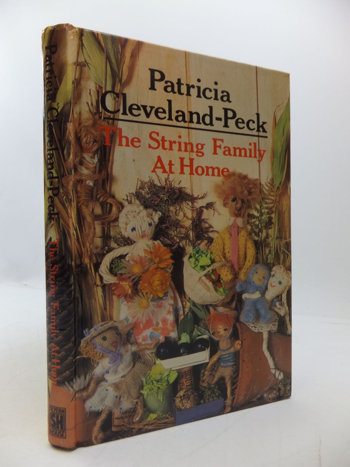 Photo of THE STRING FAMILY AT HOME written by Cleveland-Peck, Patricia illustrated by Sinclair, Jacqueline published by Severn House (STOCK CODE: 1108496)  for sale by Stella & Rose's Books