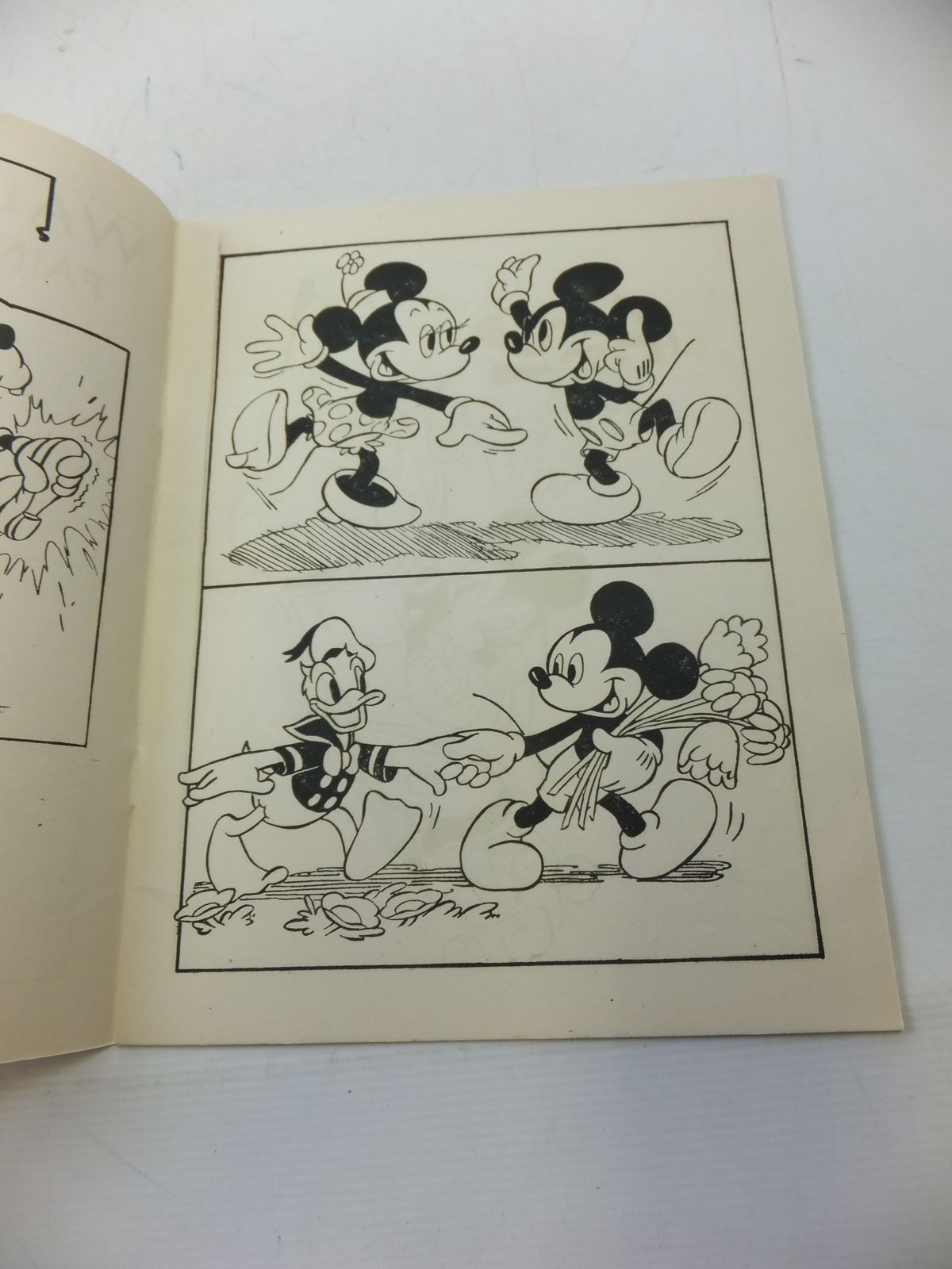 Photo of WALT DISNEY PAINTLESS PAINTING BOOK written by Disney, Walt illustrated by Disney, Walt published by Dean & Son Ltd. (STOCK CODE: 1207807)  for sale by Stella & Rose's Books