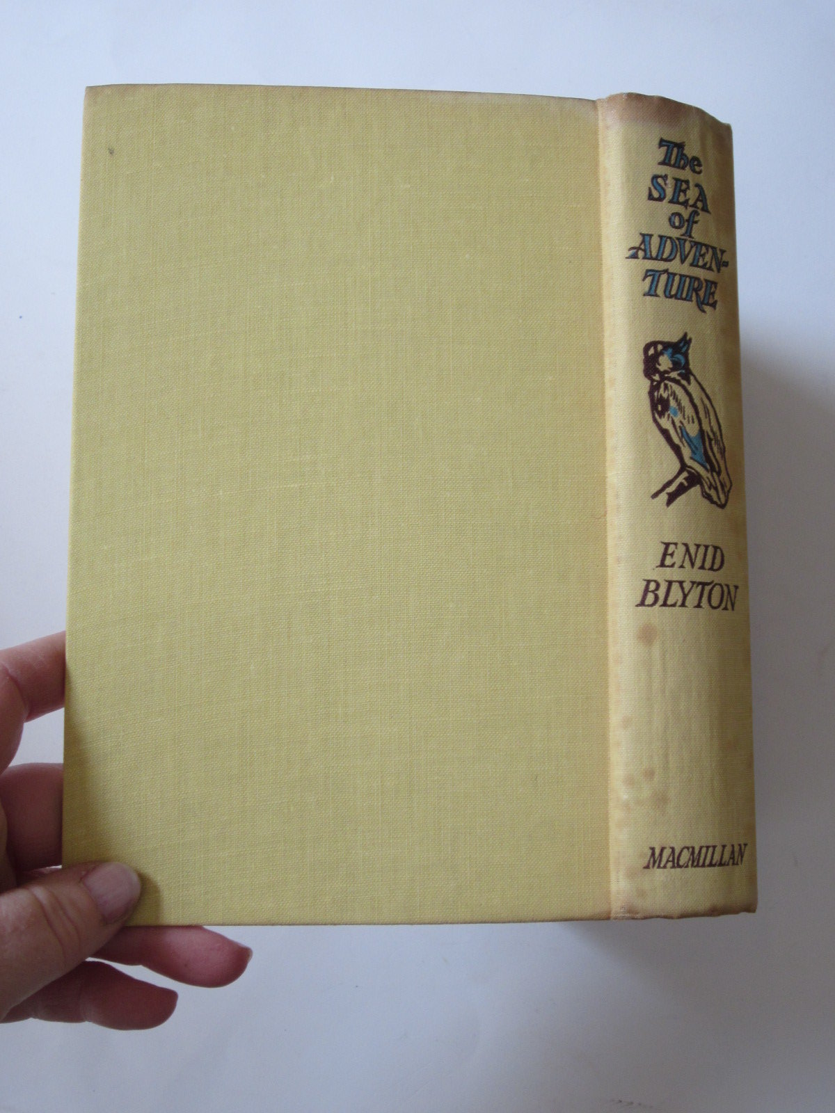 Photo of THE SEA OF ADVENTURE written by Blyton, Enid illustrated by Tresilian, Stuart published by Macmillan & Co. Ltd. (STOCK CODE: 1308166)  for sale by Stella & Rose's Books