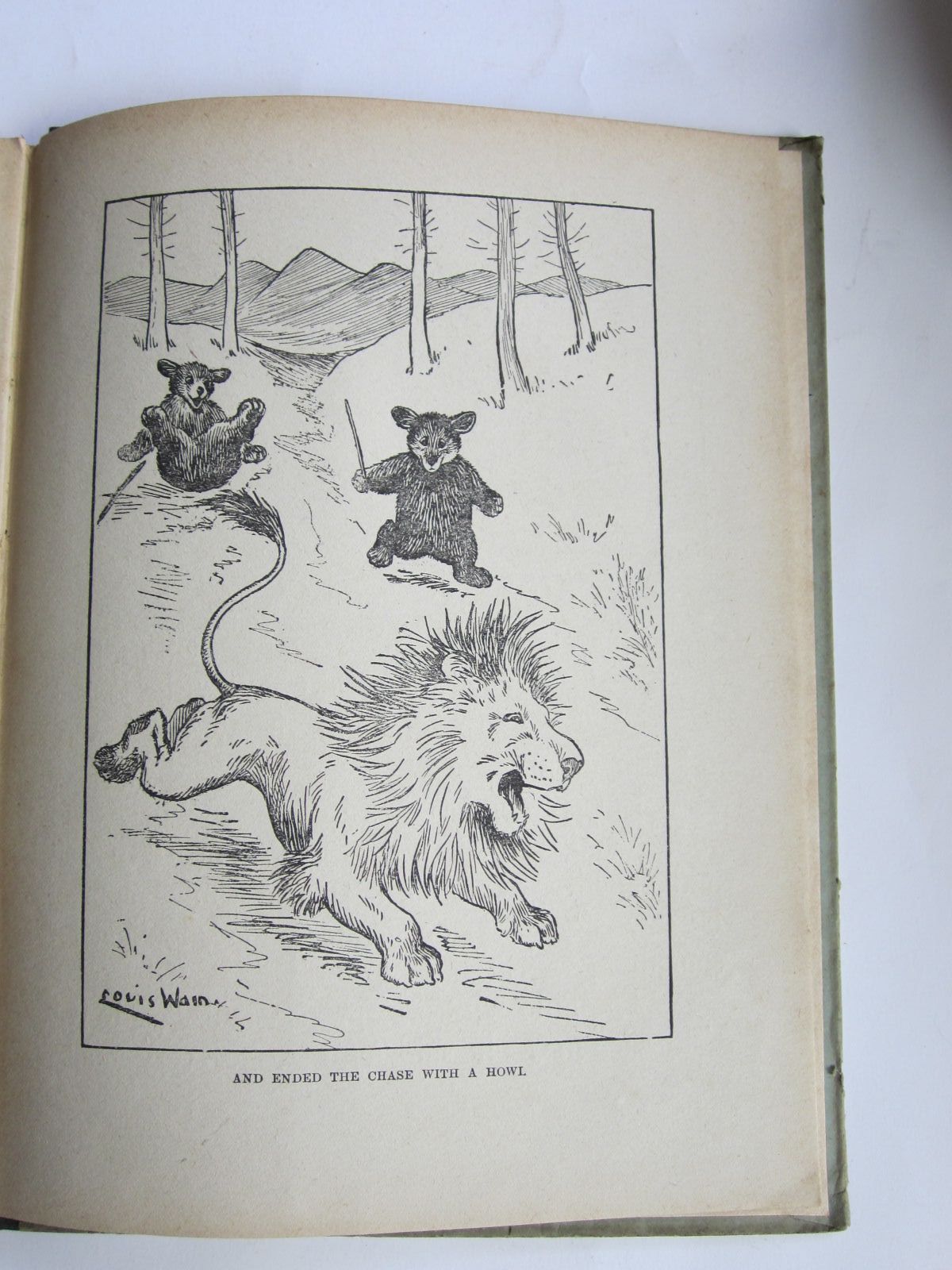 Photo of LOUIS WAIN'S FATHER CHRISTMAS illustrated by Wain, Louis published by John F. Shaw & Co Ltd. (STOCK CODE: 1309075)  for sale by Stella & Rose's Books