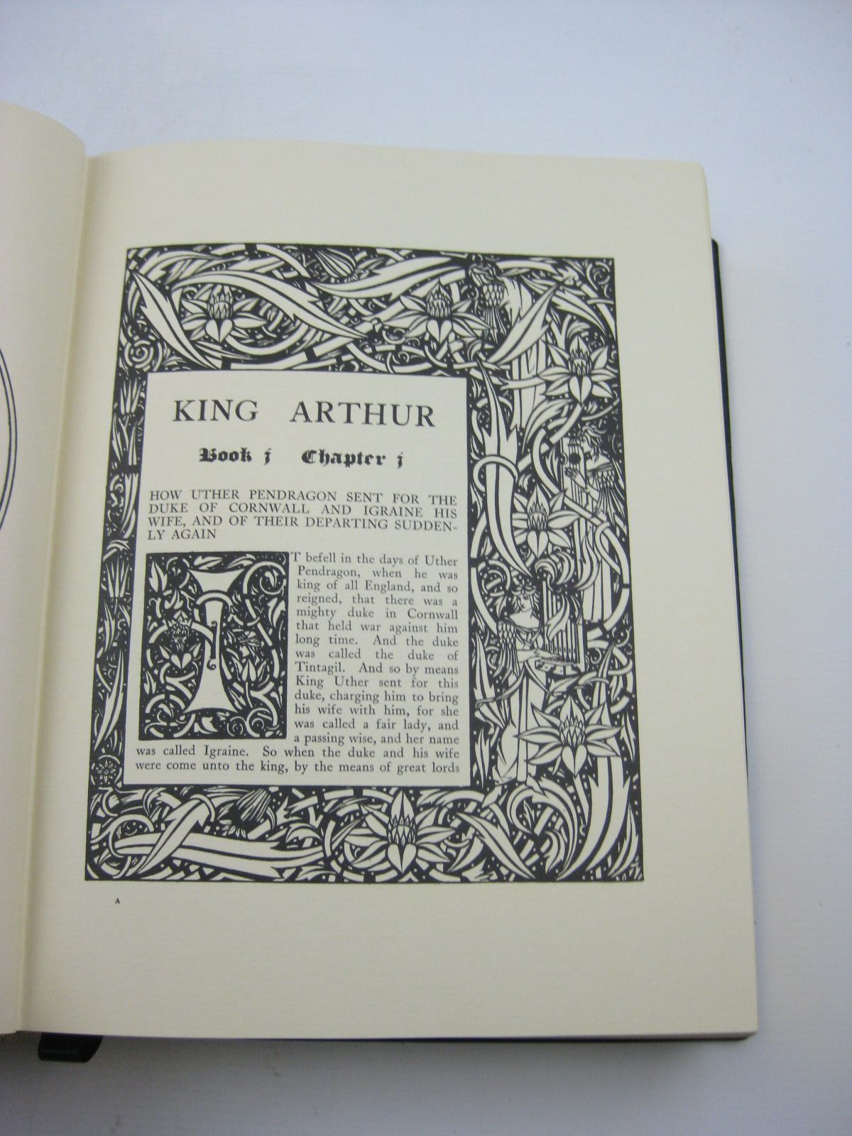 Thomas malory critical essays 08 picture