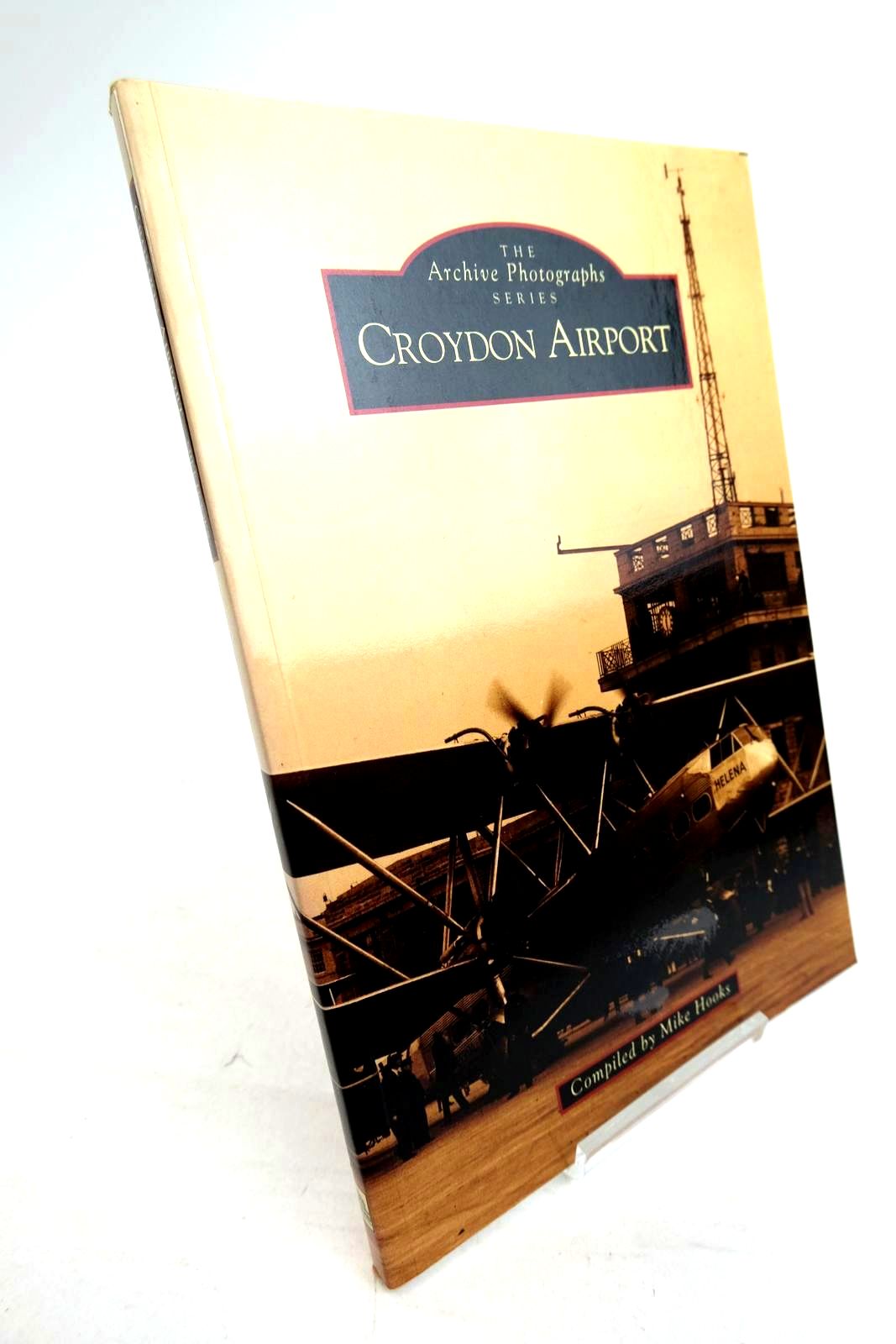 Photo of CROYDON AIRPORT written by Hooks, Mike published by Tempus Publishing Ltd (STOCK CODE: 1320280)  for sale by Stella & Rose's Books