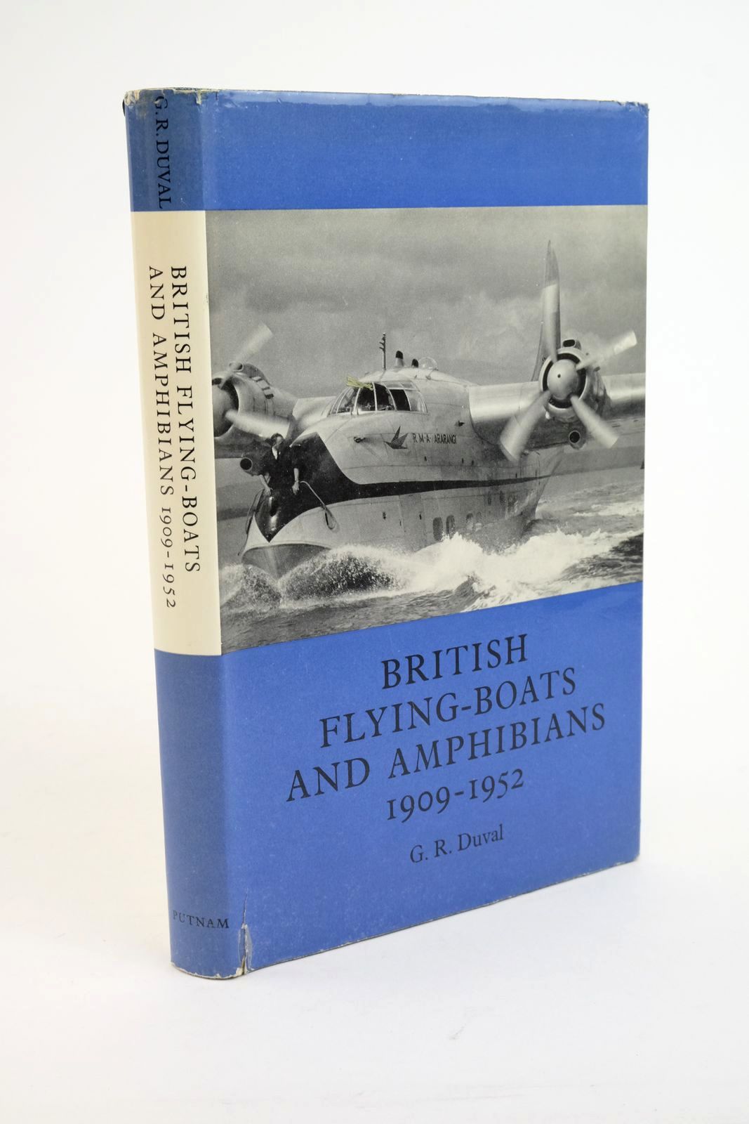 Photo of BRITISH FLYING-BOATS AND AMPHIBIANS 1909-1952- Stock Number: 1322024