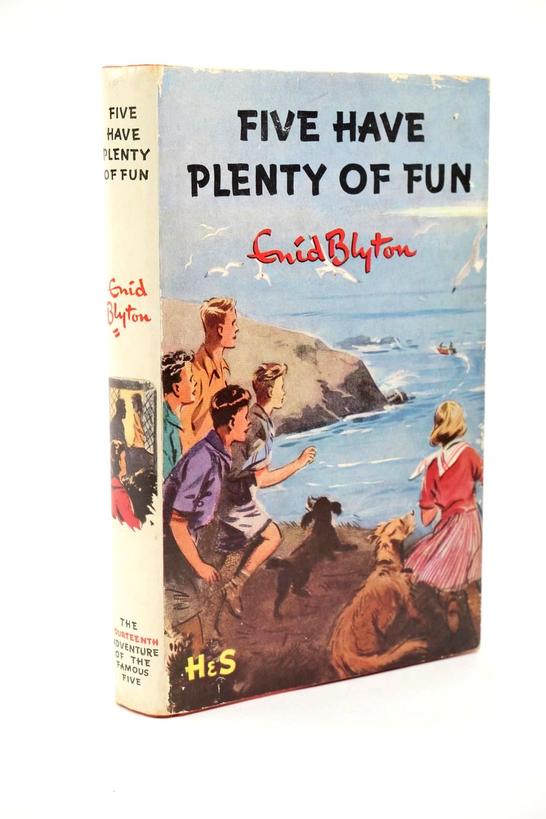 Photo of FIVE HAVE PLENTY OF FUN- Stock Number: 1322938