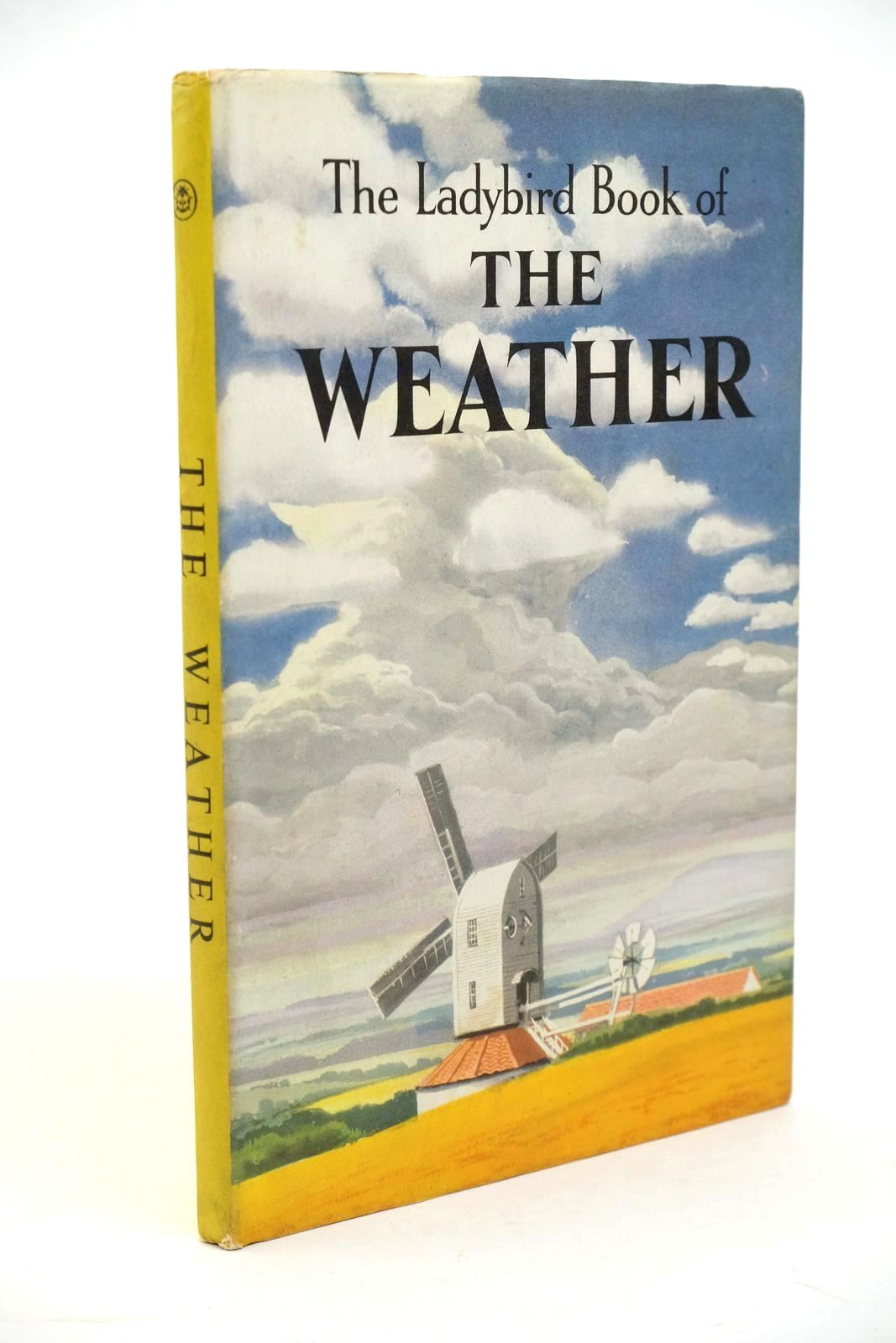 Photo of THE LADYBIRD BOOK OF THE WEATHER- Stock Number: 1323149