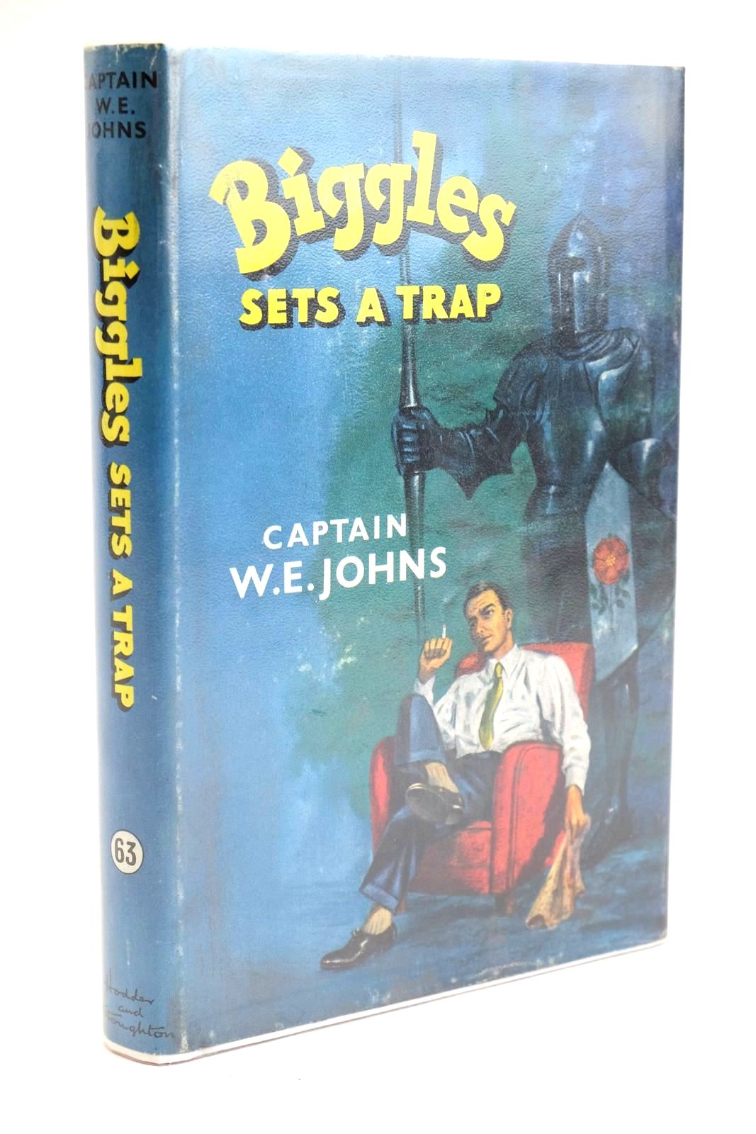 Photo of BIGGLES SETS A TRAP written by Johns, W.E. illustrated by Stead,  published by Hodder &amp; Stoughton (STOCK CODE: 1323432)  for sale by Stella & Rose's Books