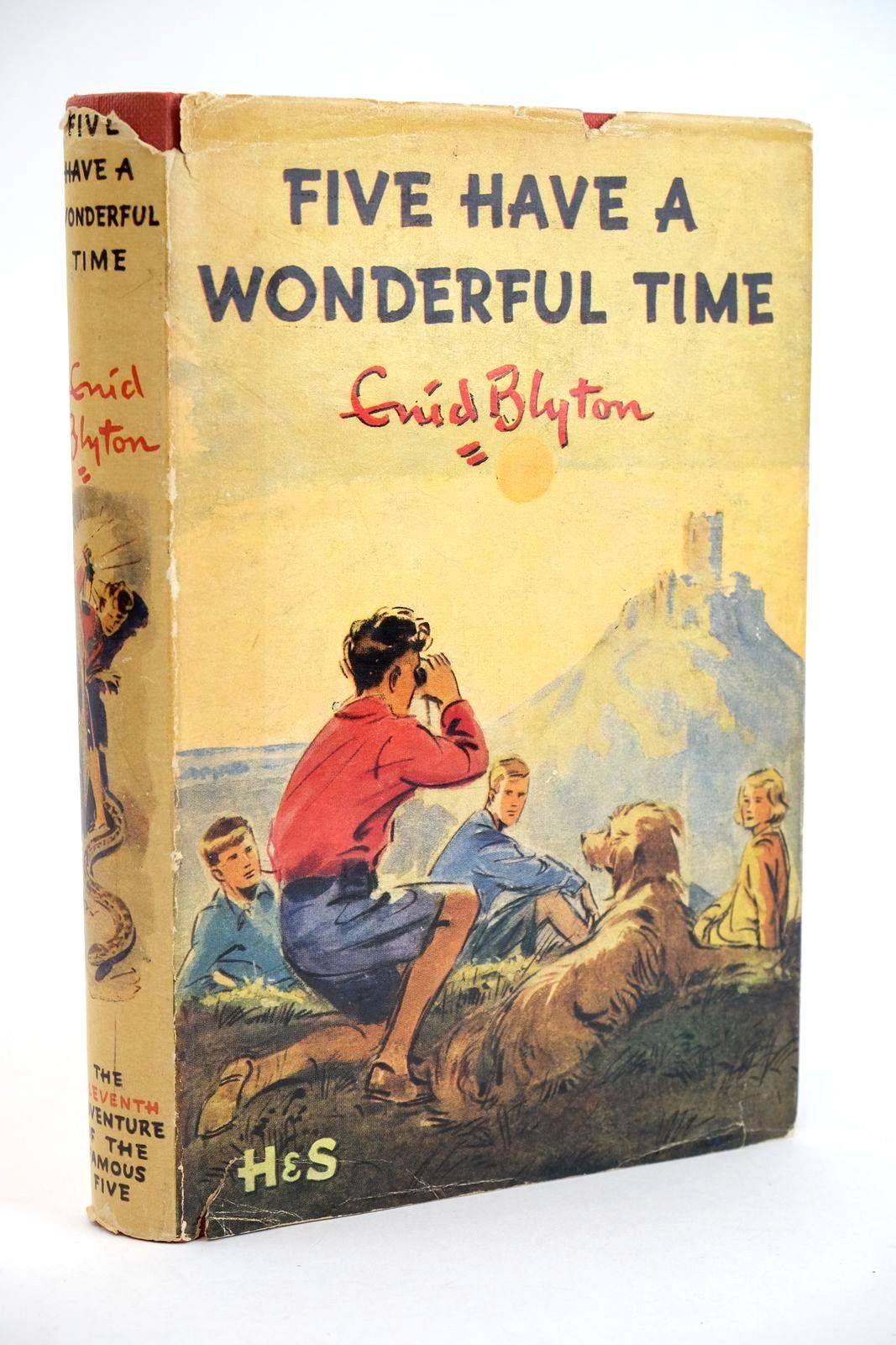 Photo of FIVE HAVE A WONDERFUL TIME written by Blyton, Enid illustrated by Soper, Eileen published by Hodder & Stoughton (STOCK CODE: 1323584)  for sale by Stella & Rose's Books