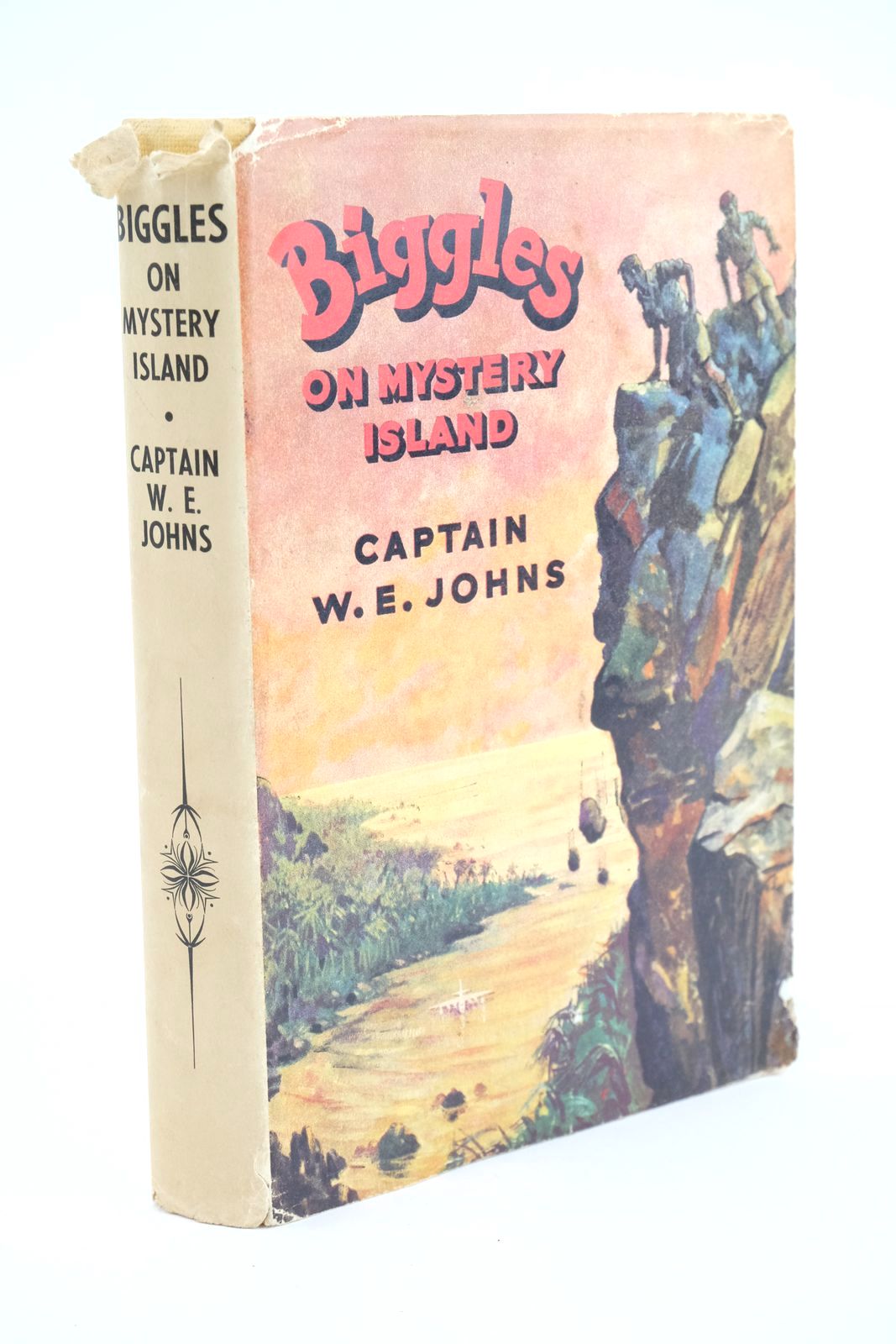 Photo of BIGGLES ON MYSTERY ISLAND written by Johns, W.E. illustrated by Stead,  published by The Children's Book Club (STOCK CODE: 1323886)  for sale by Stella & Rose's Books