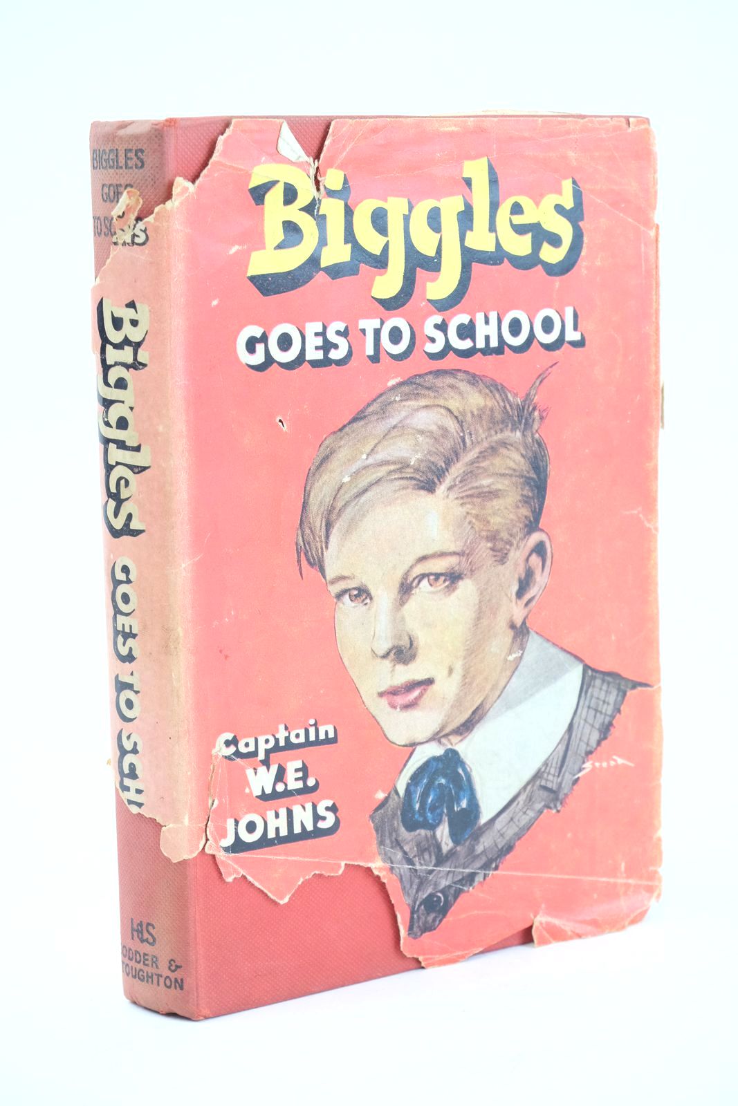 Photo of BIGGLES GOES TO SCHOOL written by Johns, W.E. illustrated by Stead,  published by Hodder & Stoughton (STOCK CODE: 1323916)  for sale by Stella & Rose's Books