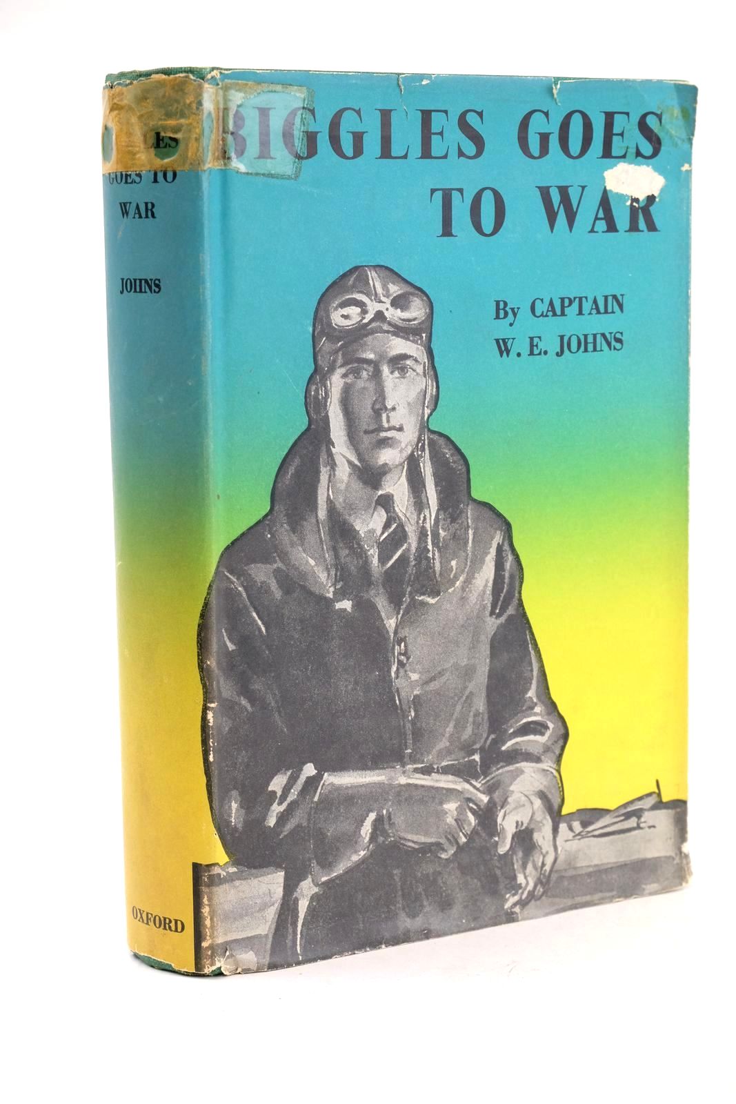 Photo of BIGGLES GOES TO WAR written by Johns, W.E. illustrated by Tyas, Martin published by Oxford University Press, Geoffrey Cumberlege (STOCK CODE: 1324023)  for sale by Stella & Rose's Books