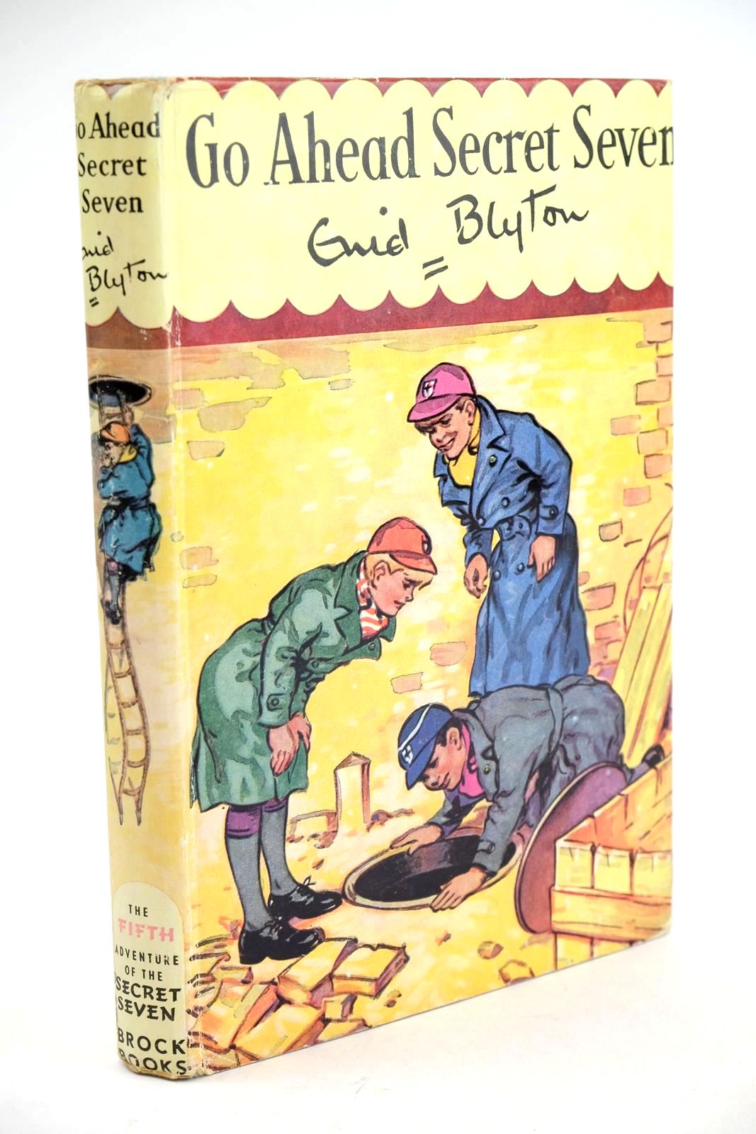Photo of GO AHEAD SECRET SEVEN written by Blyton, Enid illustrated by Kay, Bruno published by Brockhampton Press (STOCK CODE: 1324543)  for sale by Stella & Rose's Books