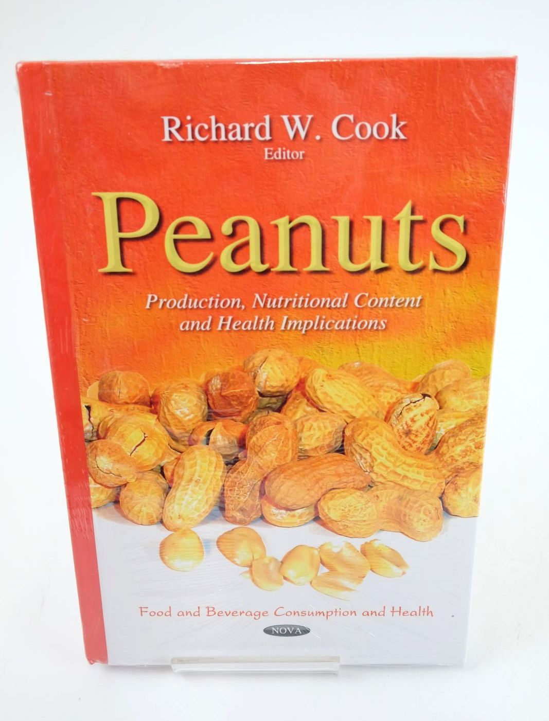 Photo of PEANUTS: PRODUCTION, NUTRITIONAL CONTENT AND HEALTH IMPLICATIONS- Stock Number: 1324796