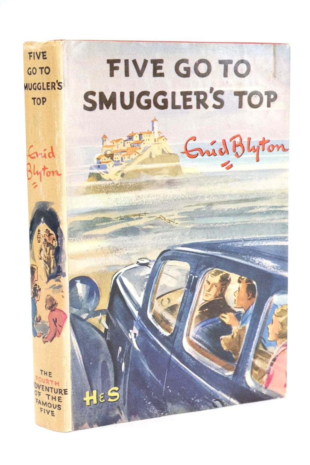 Photo of FIVE GO TO SMUGGLER'S TOP written by Blyton, Enid illustrated by Soper, Eileen published by Hodder & Stoughton (STOCK CODE: 1324887)  for sale by Stella & Rose's Books