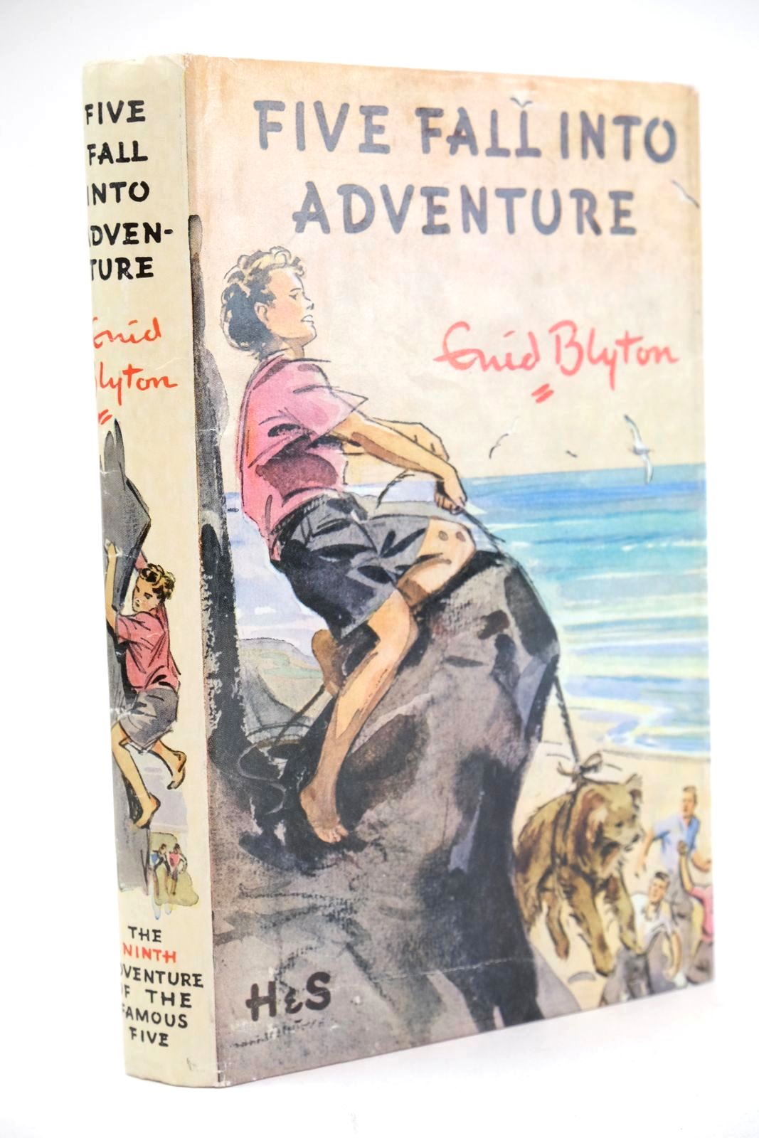 Photo of FIVE FALL INTO ADVENTURE written by Blyton, Enid illustrated by Soper, Eileen published by Hodder &amp; Stoughton (STOCK CODE: 1325276)  for sale by Stella & Rose's Books