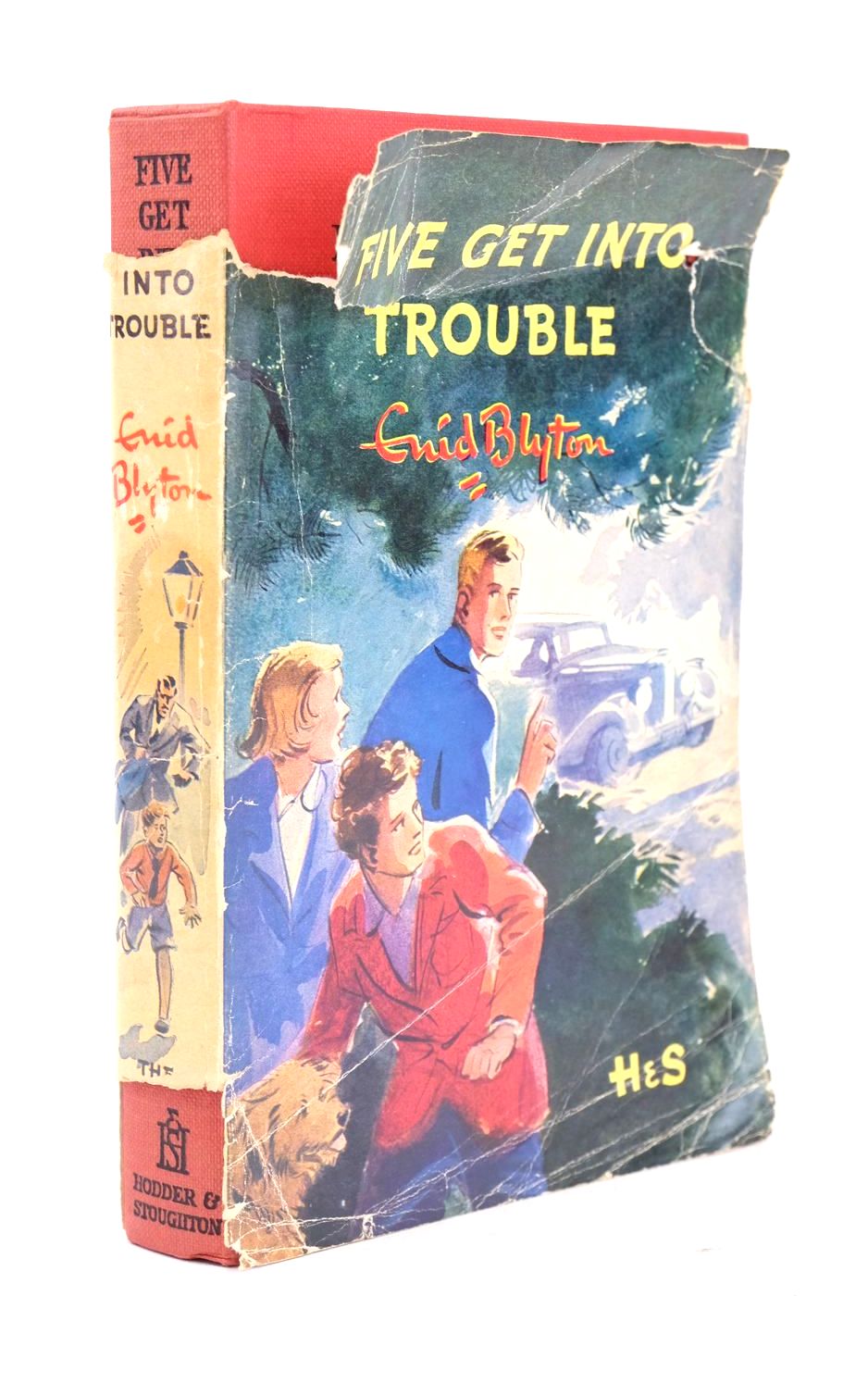 Photo of FIVE GET INTO TROUBLE written by Blyton, Enid illustrated by Soper, Eileen published by Hodder &amp; Stoughton (STOCK CODE: 1325546)  for sale by Stella & Rose's Books