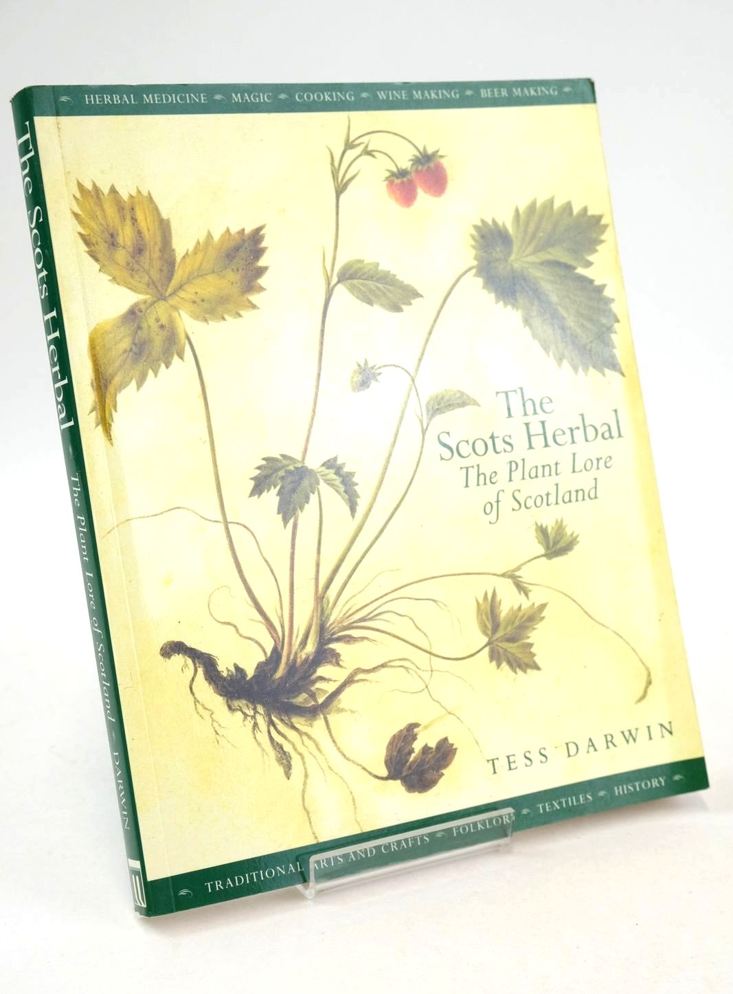 Photo of THE SCOTS HERBAL THE PLANT LORE OF SCOTLAND written by Darwin, Tess illustrated by Bewick, Thomas published by Mercat Press (STOCK CODE: 1326239)  for sale by Stella & Rose's Books
