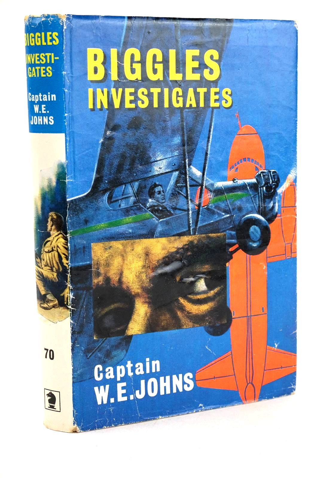 Photo of BIGGLES INVESTIGATES written by Johns, W.E. illustrated by Stead, Leslie published by Brockhampton Press (STOCK CODE: 1326618)  for sale by Stella & Rose's Books