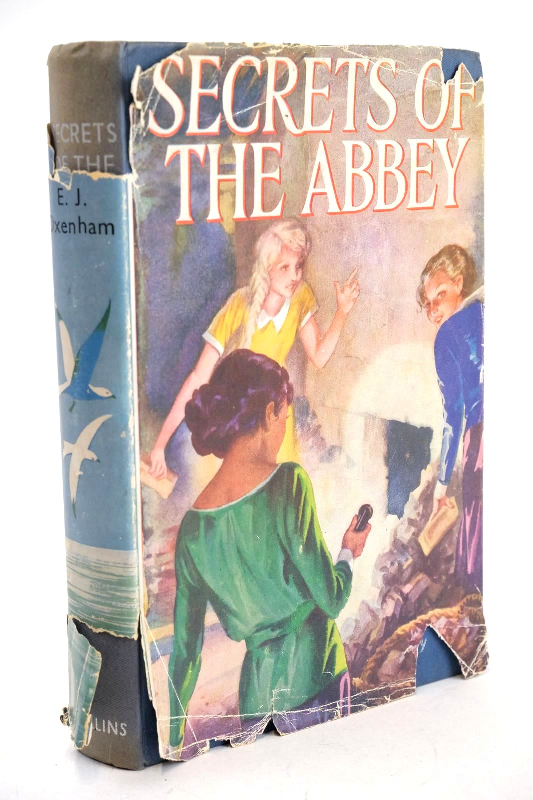 Photo of SECRETS OF THE ABBEY written by Oxenham, Elsie J. published by Collins (STOCK CODE: 1326834)  for sale by Stella & Rose's Books