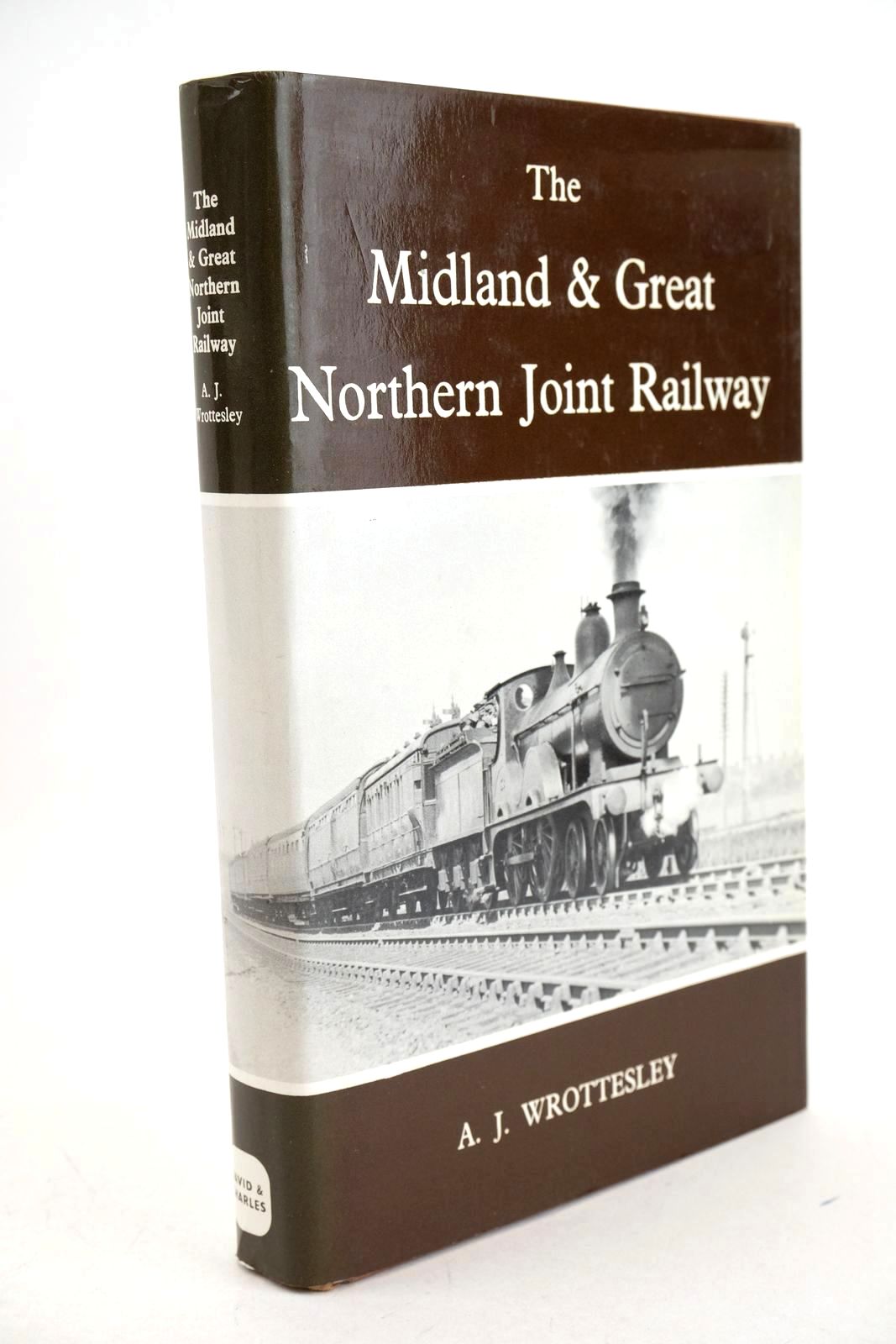 Photo of THE MIDLAND & GREAT NORTHERN JOINT RAILWAY written by Wrottesley, A.J. published by David &amp; Charles (STOCK CODE: 1327062)  for sale by Stella & Rose's Books