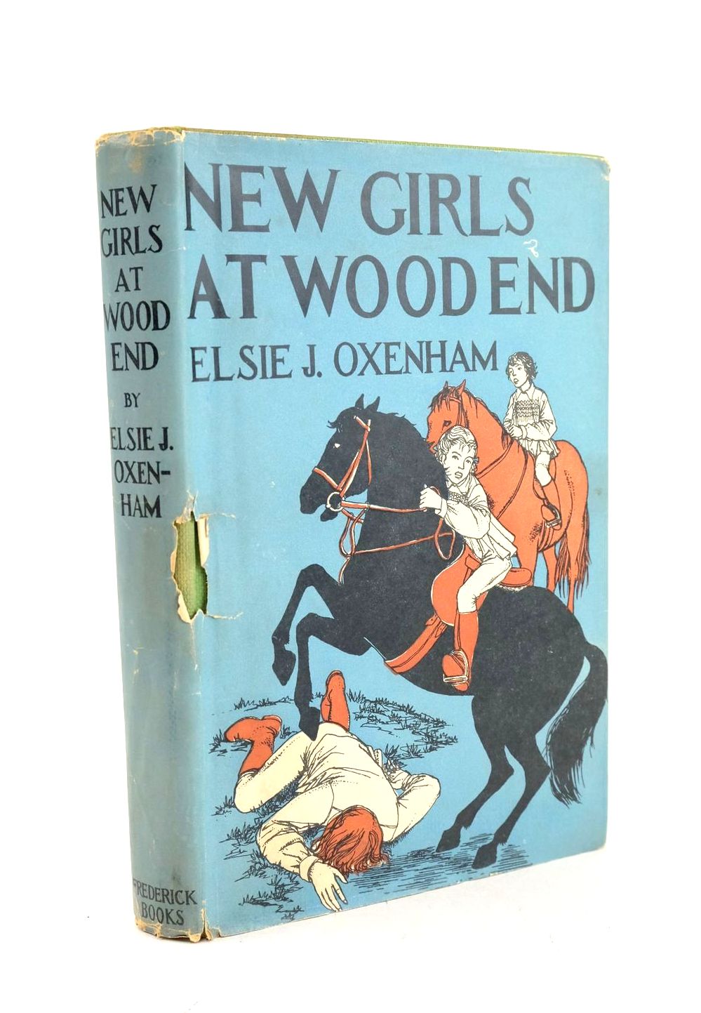 Photo of NEW GIRLS AT WOODEND written by Oxenham, Elsie J. published by Frederick Books, Blackie &amp; Son (STOCK CODE: 1327256)  for sale by Stella & Rose's Books