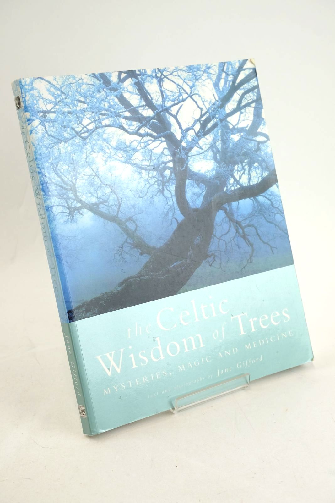 Photo of THE CELTIC WISDOM OF TREES: MYSTERIES, MAGIC, AND MEDICINE written by Gifford, Jane illustrated by Gifford, Jane published by Godsfield Press (STOCK CODE: 1327478)  for sale by Stella & Rose's Books