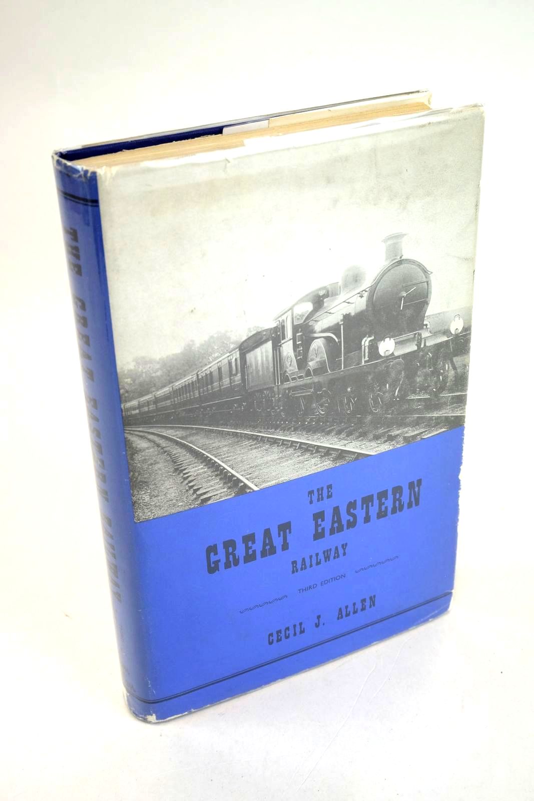 Photo of THE GREAT EASTERN RAILWAY written by Allen, Cecil J. published by Ian Allan Ltd. (STOCK CODE: 1330242)  for sale by Stella & Rose's Books
