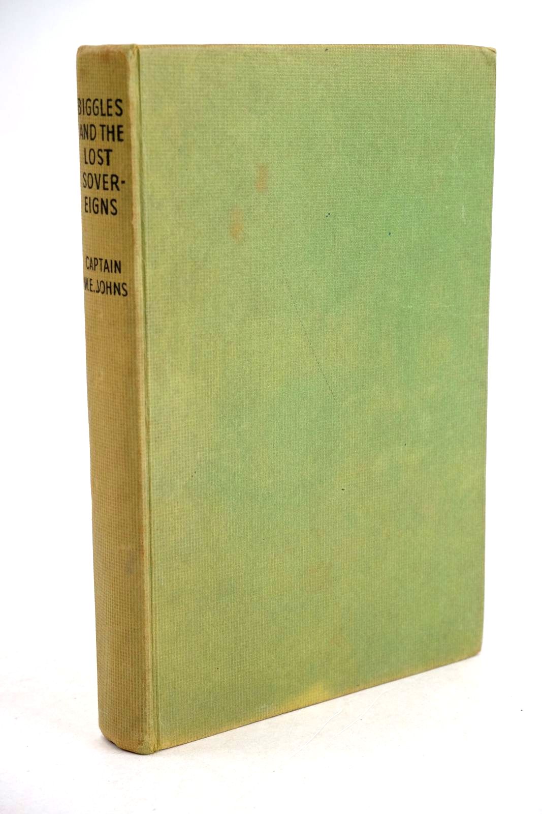 Photo of BIGGLES AND THE LOST SOVEREIGNS written by Johns, W.E. illustrated by Stead, Leslie published by The Children's Book Club (STOCK CODE: 1330717)  for sale by Stella & Rose's Books