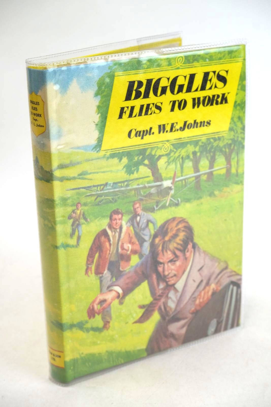 Photo of BIGGLES FLIES TO WORK written by Johns, W.E. published by Dean &amp; Son Ltd. (STOCK CODE: 1330723)  for sale by Stella & Rose's Books