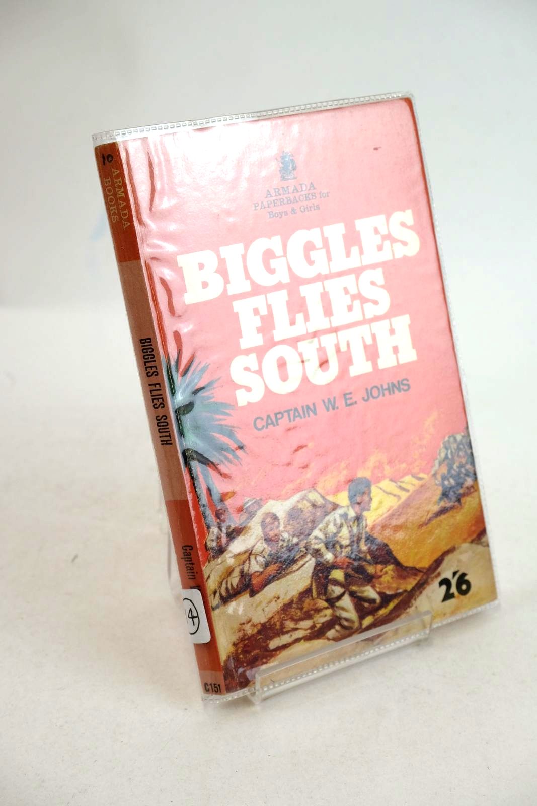 Photo of BIGGLES FLIES SOUTH written by Johns, W.E. illustrated by Archer, Peter Nicolle, Jack published by Armada (STOCK CODE: 1330854)  for sale by Stella & Rose's Books
