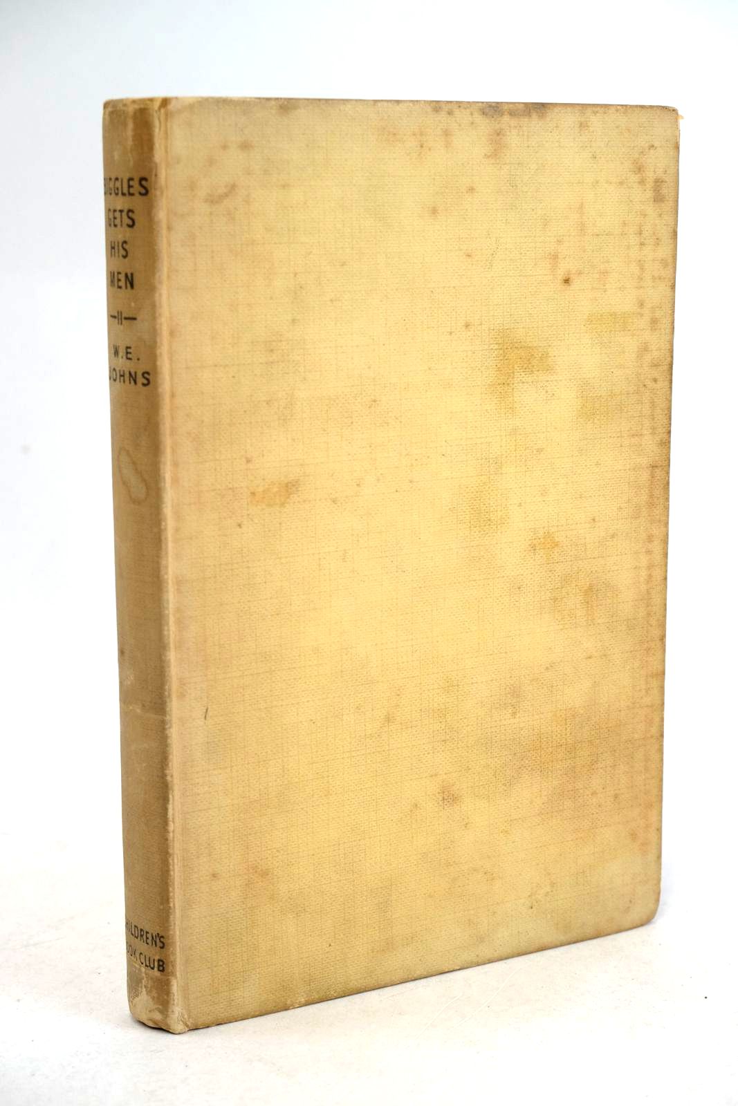 Photo of BIGGLES GETS HIS MEN written by Johns, W.E. illustrated by Stead,  published by The Children's Book Club (STOCK CODE: 1330866)  for sale by Stella & Rose's Books