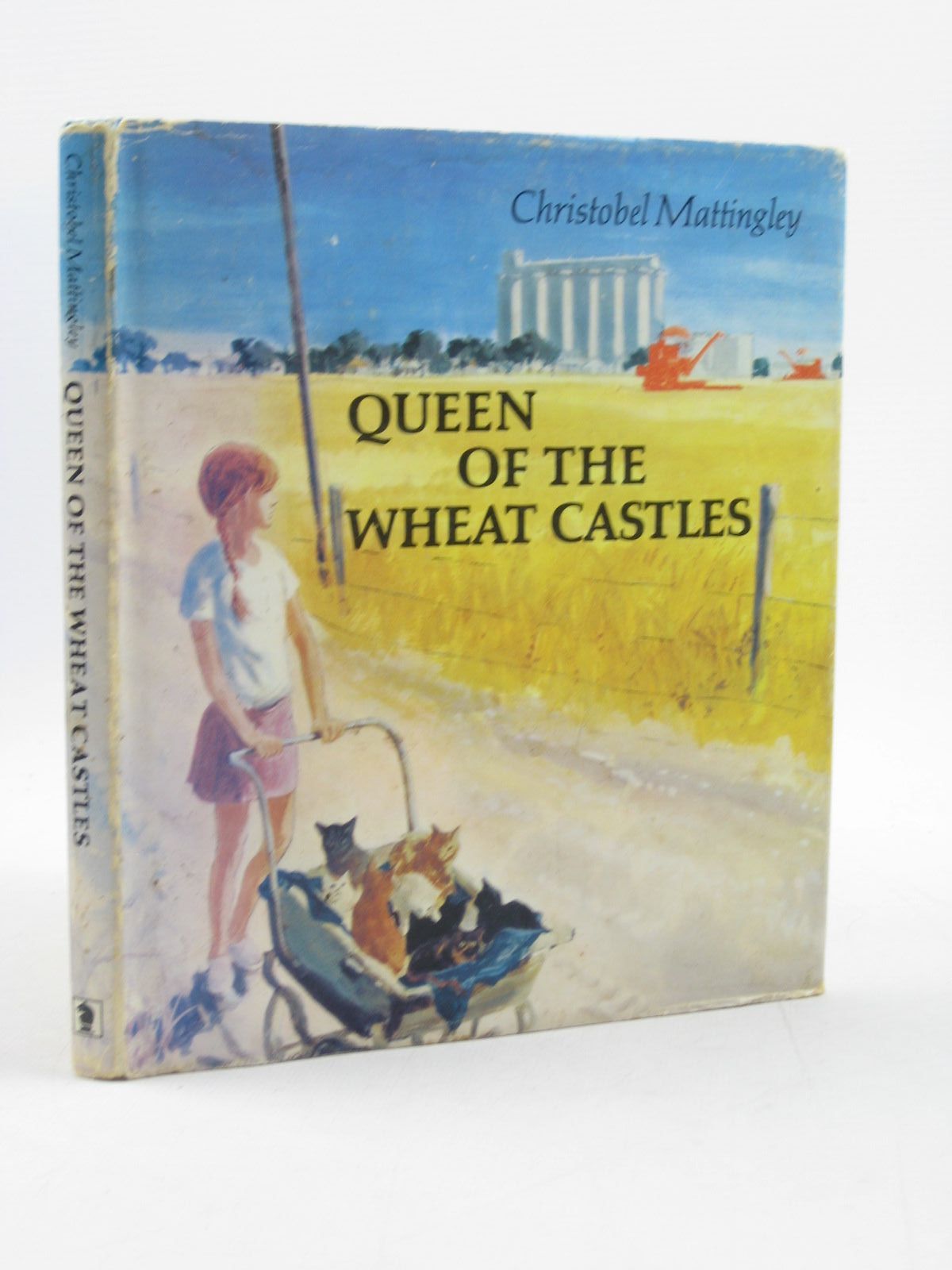 Photo of QUEEN OF THE WHEAT CASTLES written by Mattingley, Christobel illustrated by Rowe, Gavin published by Brockhampton Press (STOCK CODE: 1402931)  for sale by Stella & Rose's Books