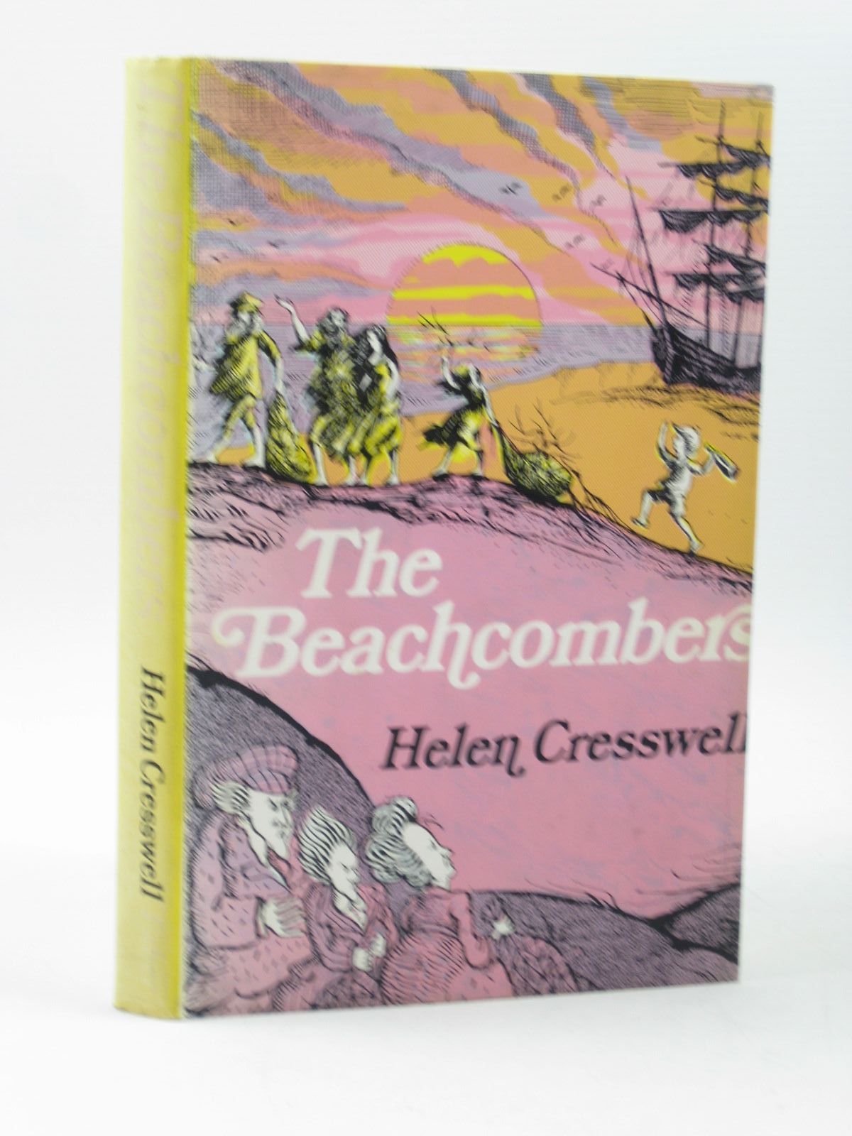 Photo of THE BEACHCOMBERS written by Cresswell, Helen illustrated by Le Cain, Errol published by Faber &amp; Faber (STOCK CODE: 1502919)  for sale by Stella & Rose's Books
