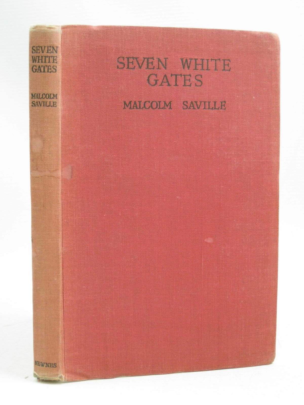 Photo of SEVEN WHITE GATES written by Saville, Malcolm illustrated by Prance, Bertram published by George Newnes Limited (STOCK CODE: 1505832)  for sale by Stella & Rose's Books