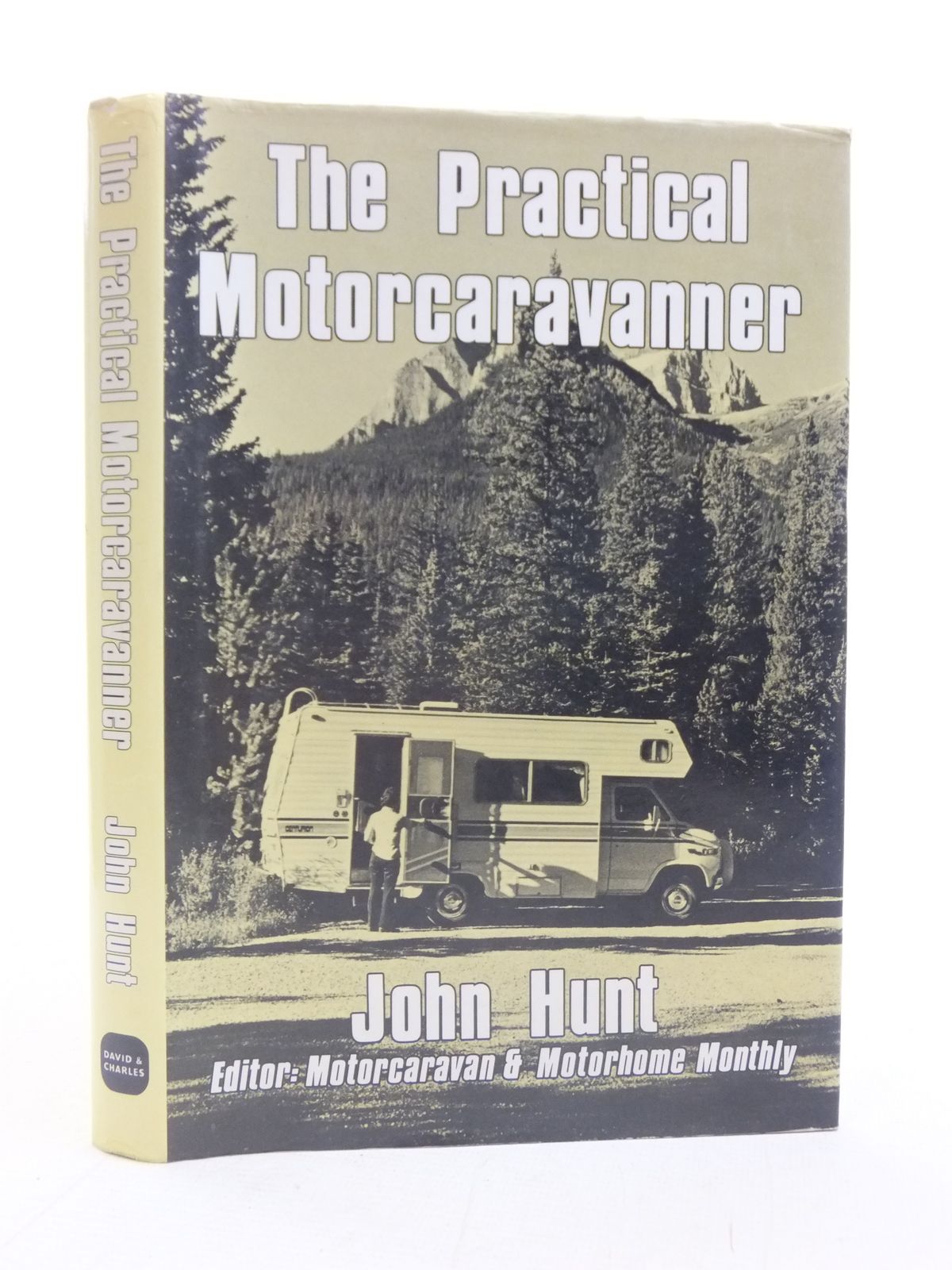 Photo of THE PRACTICAL MOTORCARAVANNER written by Hunt, John published by David &amp; Charles (STOCK CODE: 1606203)  for sale by Stella & Rose's Books