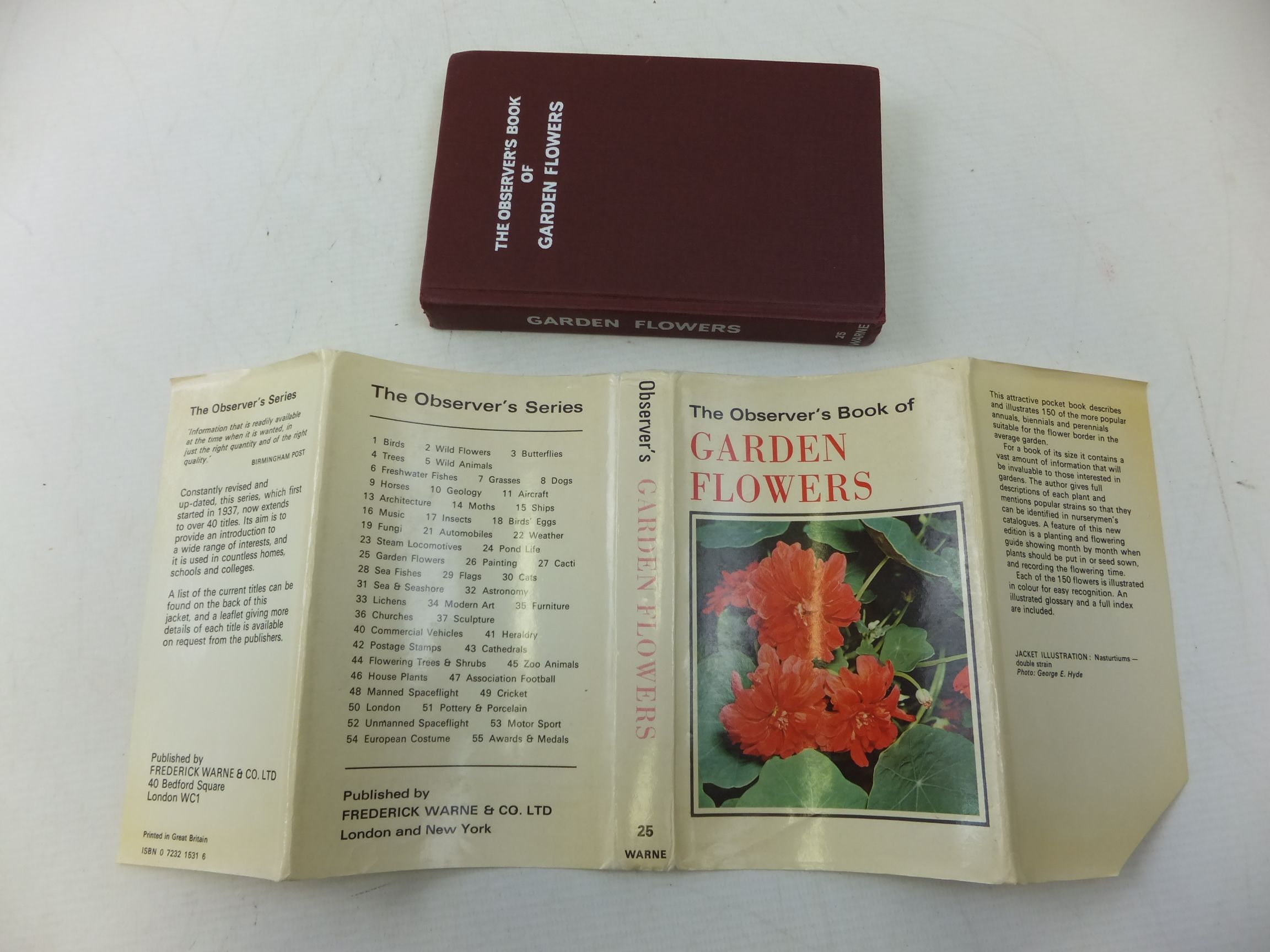 Stella & Rose's Books THE OBSERVER'S BOOK OF GARDEN FLOWERS Written