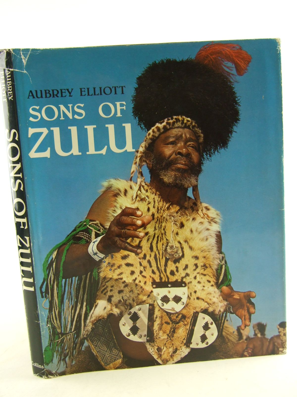 Photo of SONS OF ZULU written by Elliott, Aubrey published by Collins (STOCK CODE: 1805536)  for sale by Stella & Rose's Books