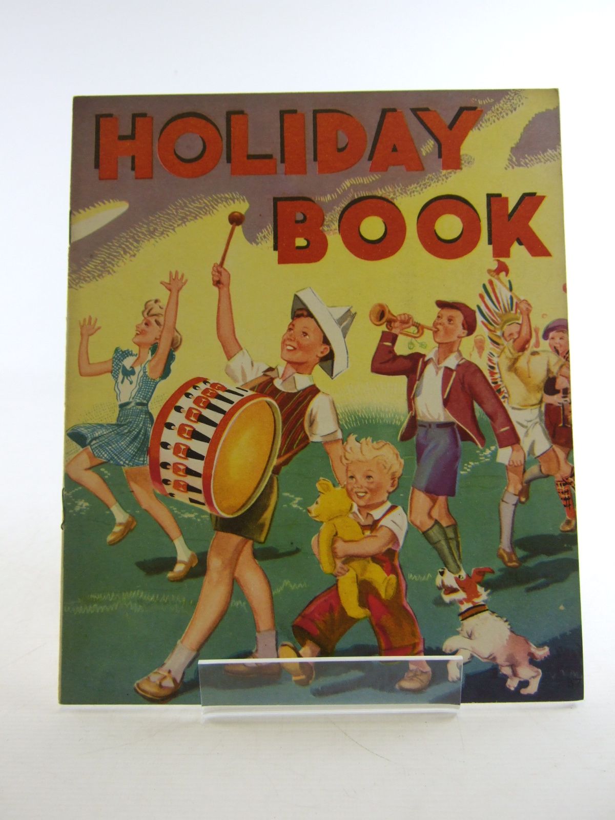 Photo of HOLIDAY BOOK published by Wm. Collins Sons & Co. Ltd. (STOCK CODE: 1806554)  for sale by Stella & Rose's Books